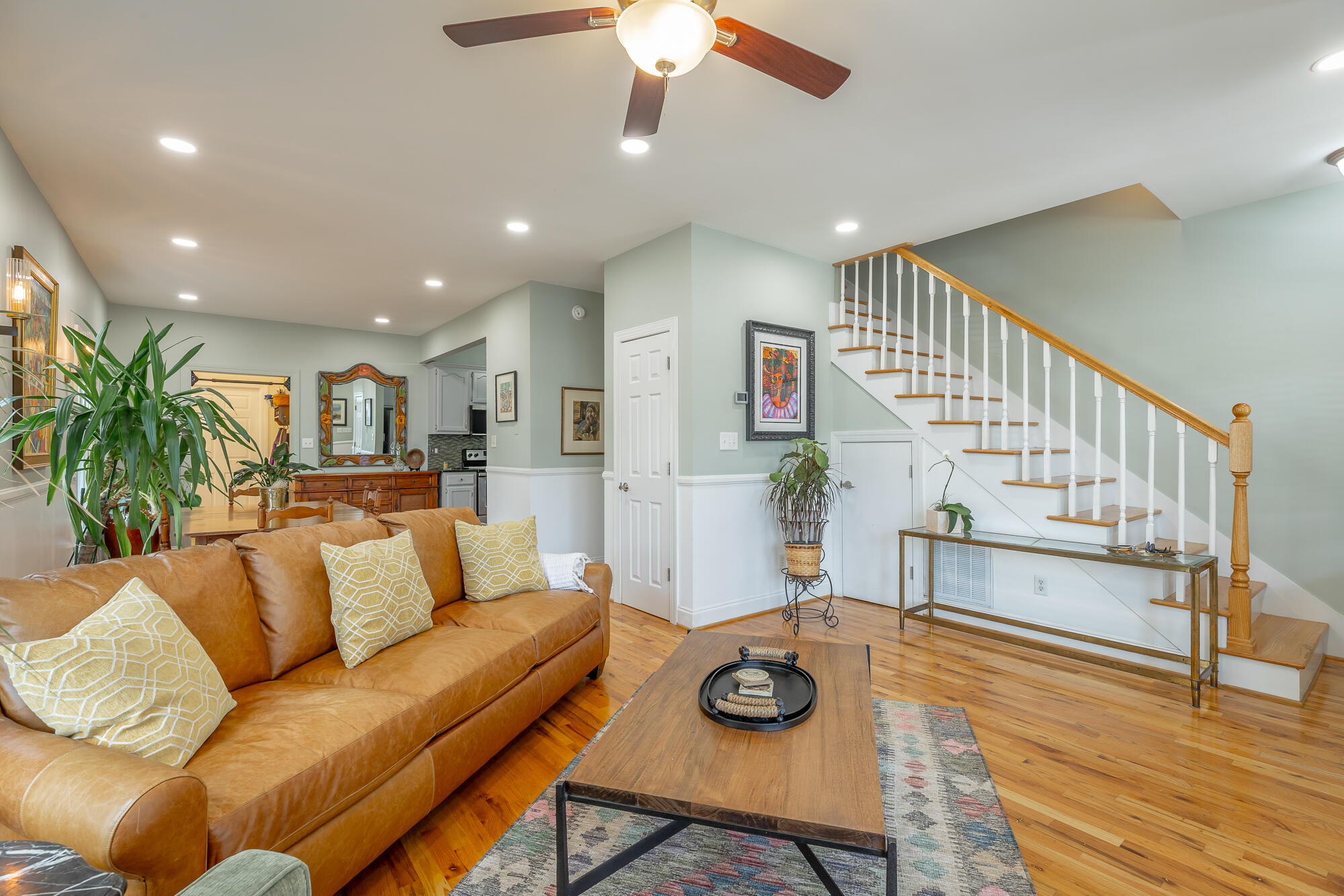 506 E 16th Street