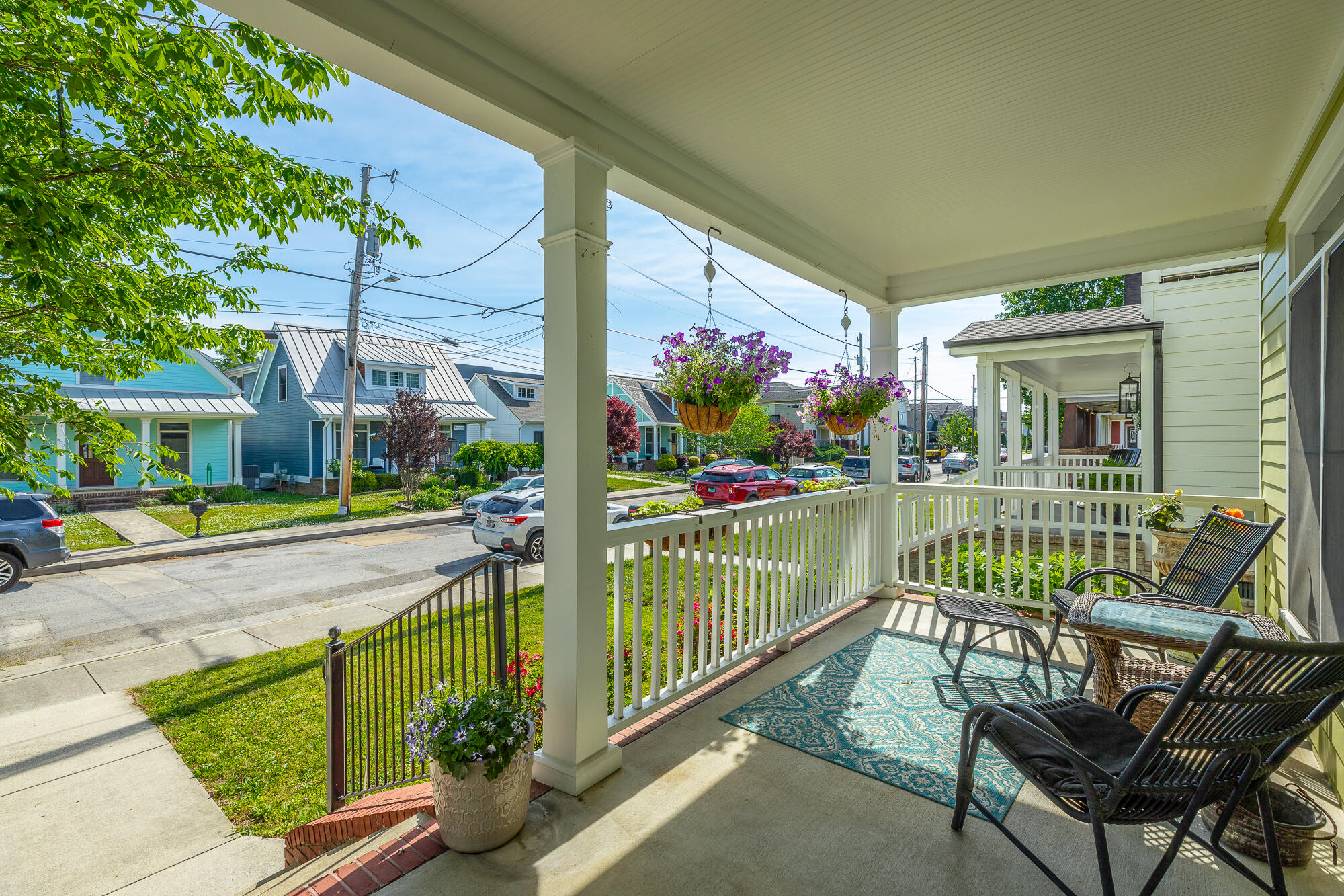 506 E 16th Street