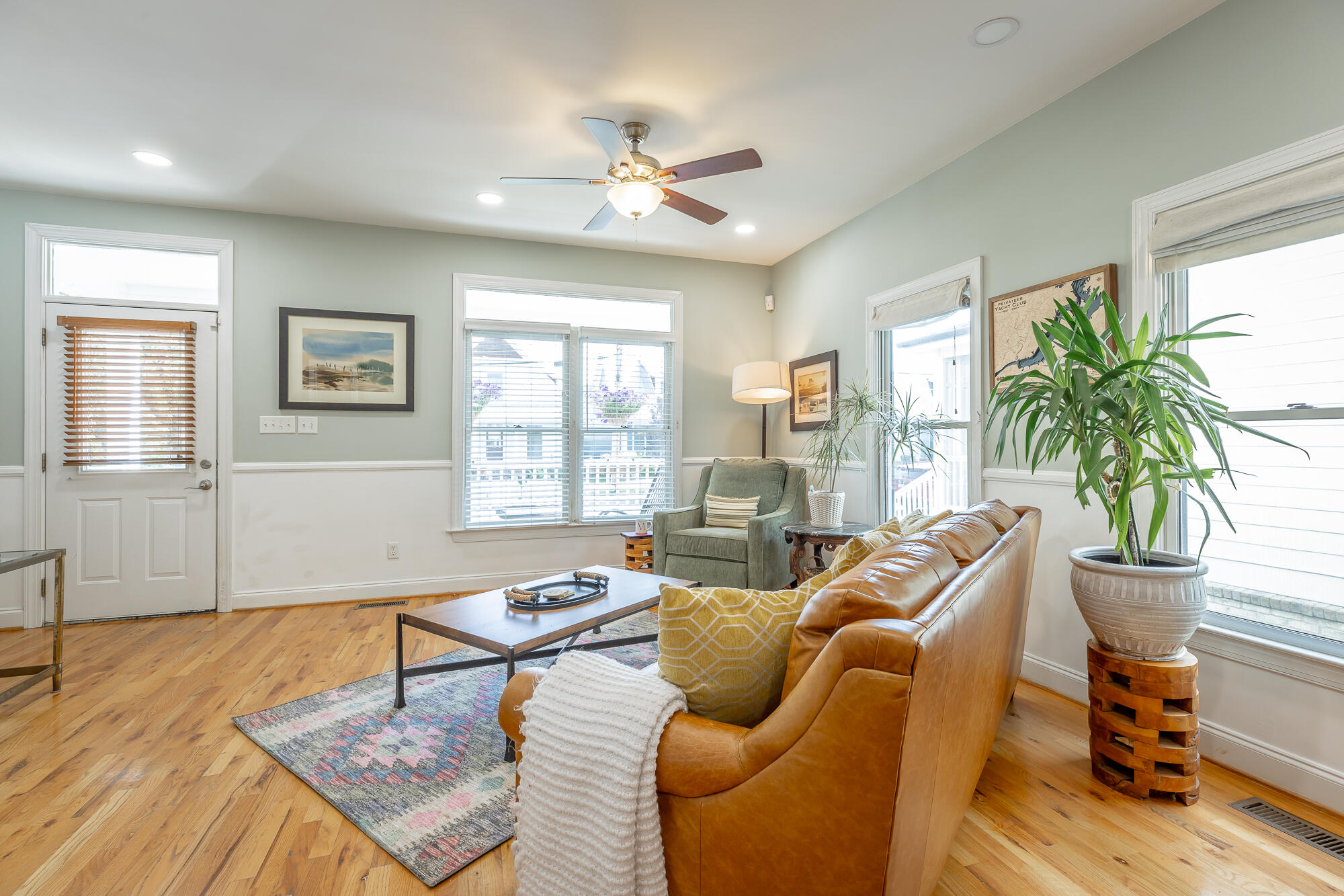 506 E 16th Street