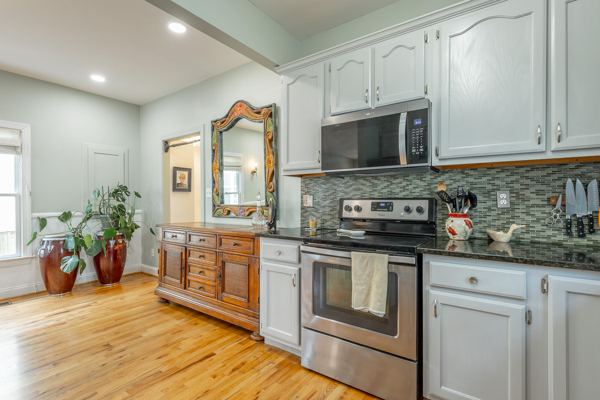 506 E 16th Street