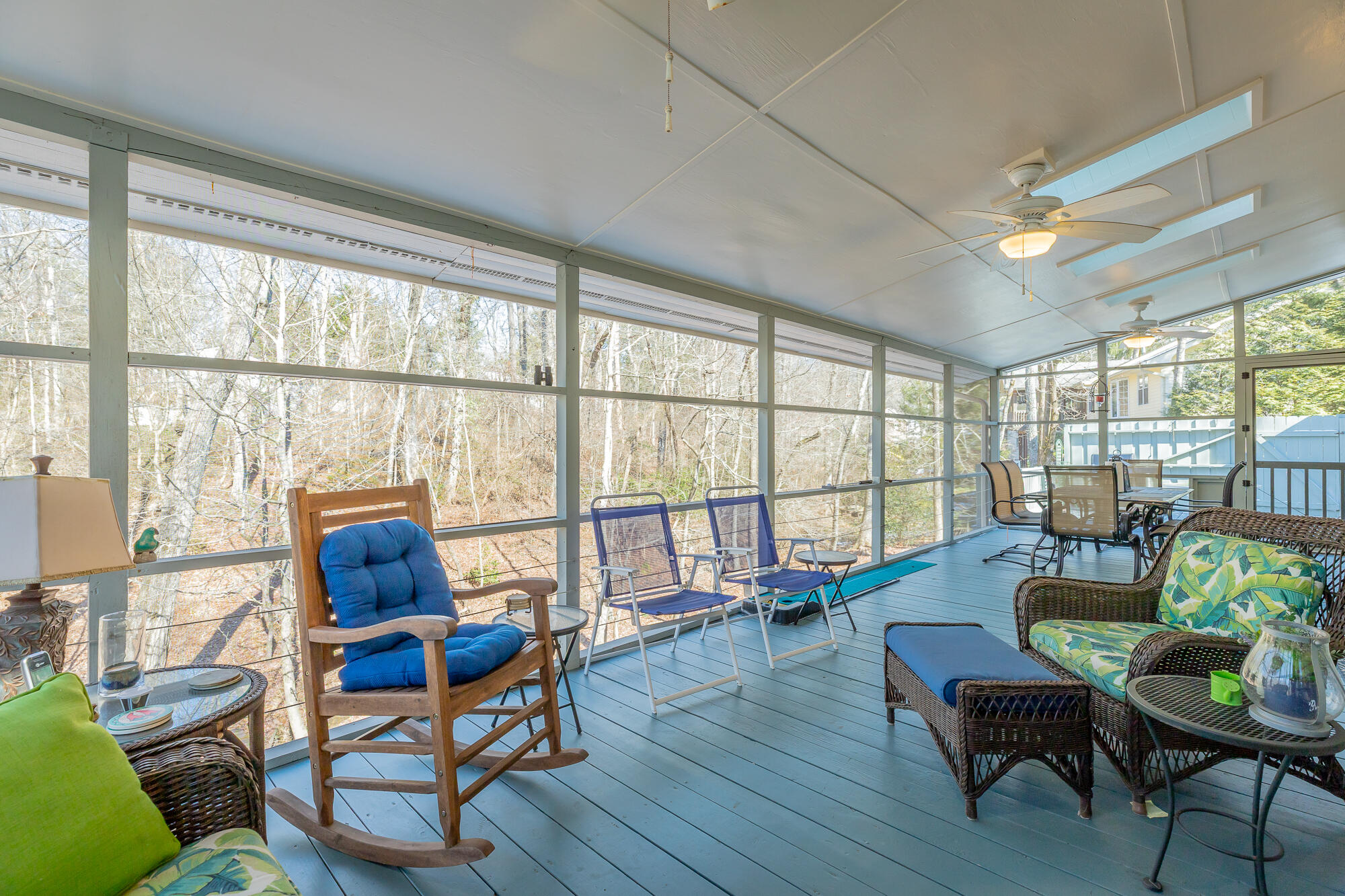 215 Stratford Way