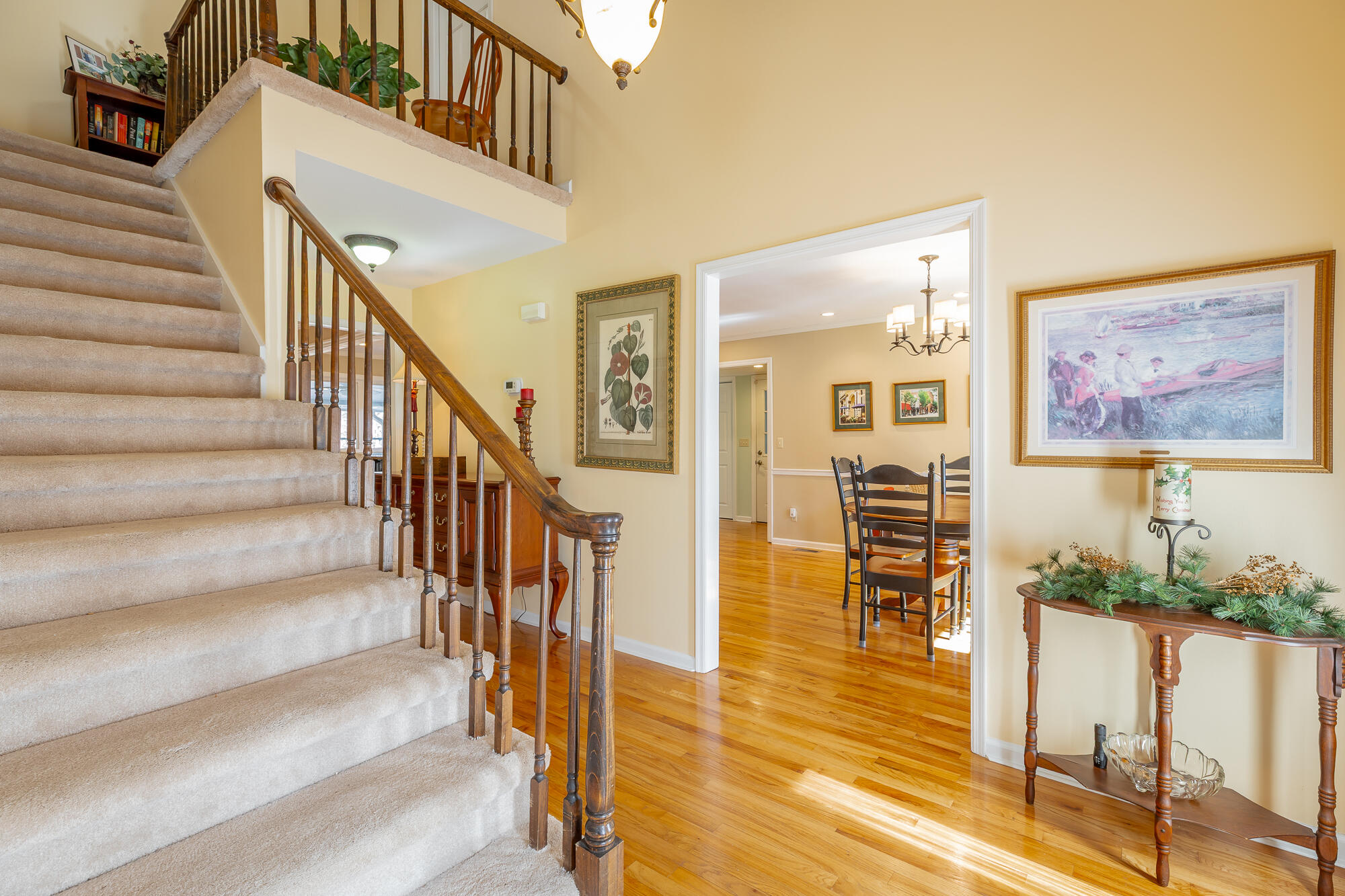 215 Stratford Way