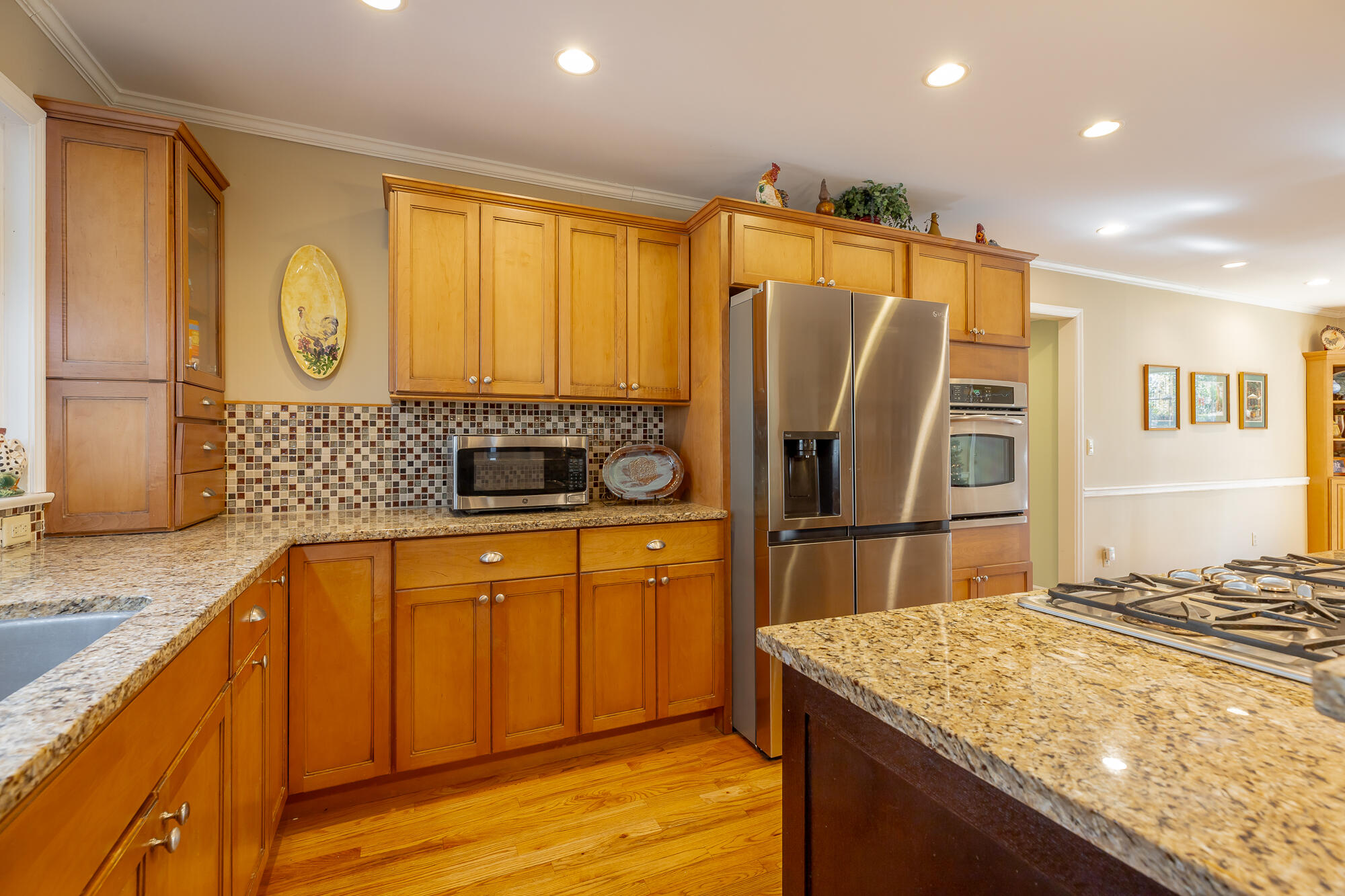 215 Stratford Way