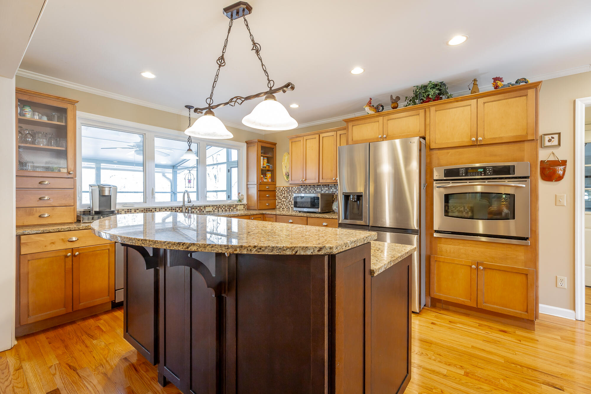 215 Stratford Way