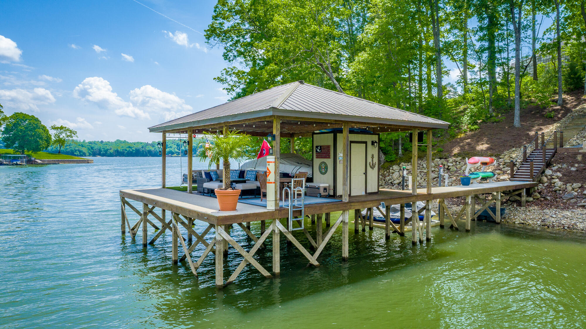 1738 Bayfront Drive