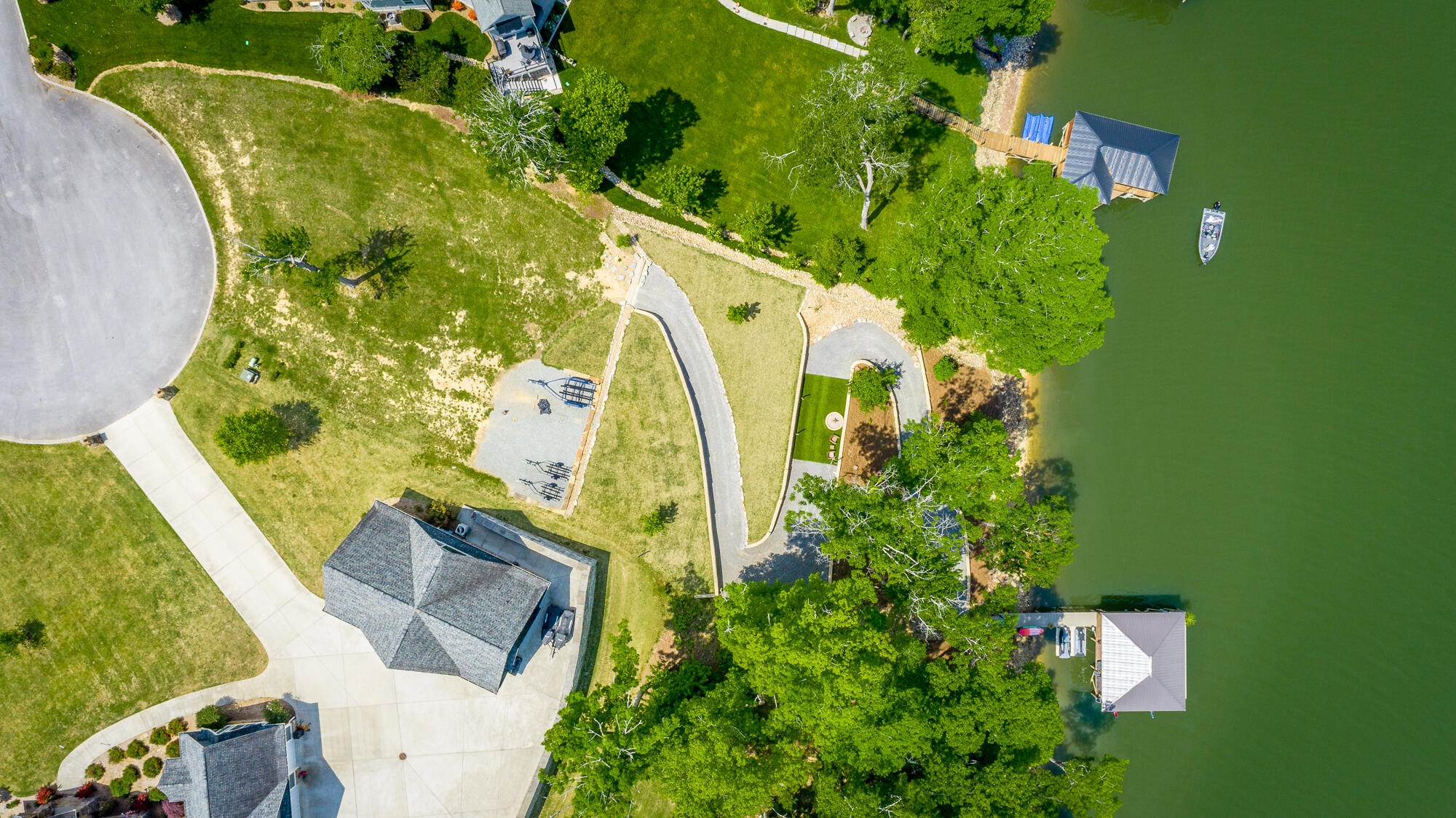 1738 Bayfront Drive