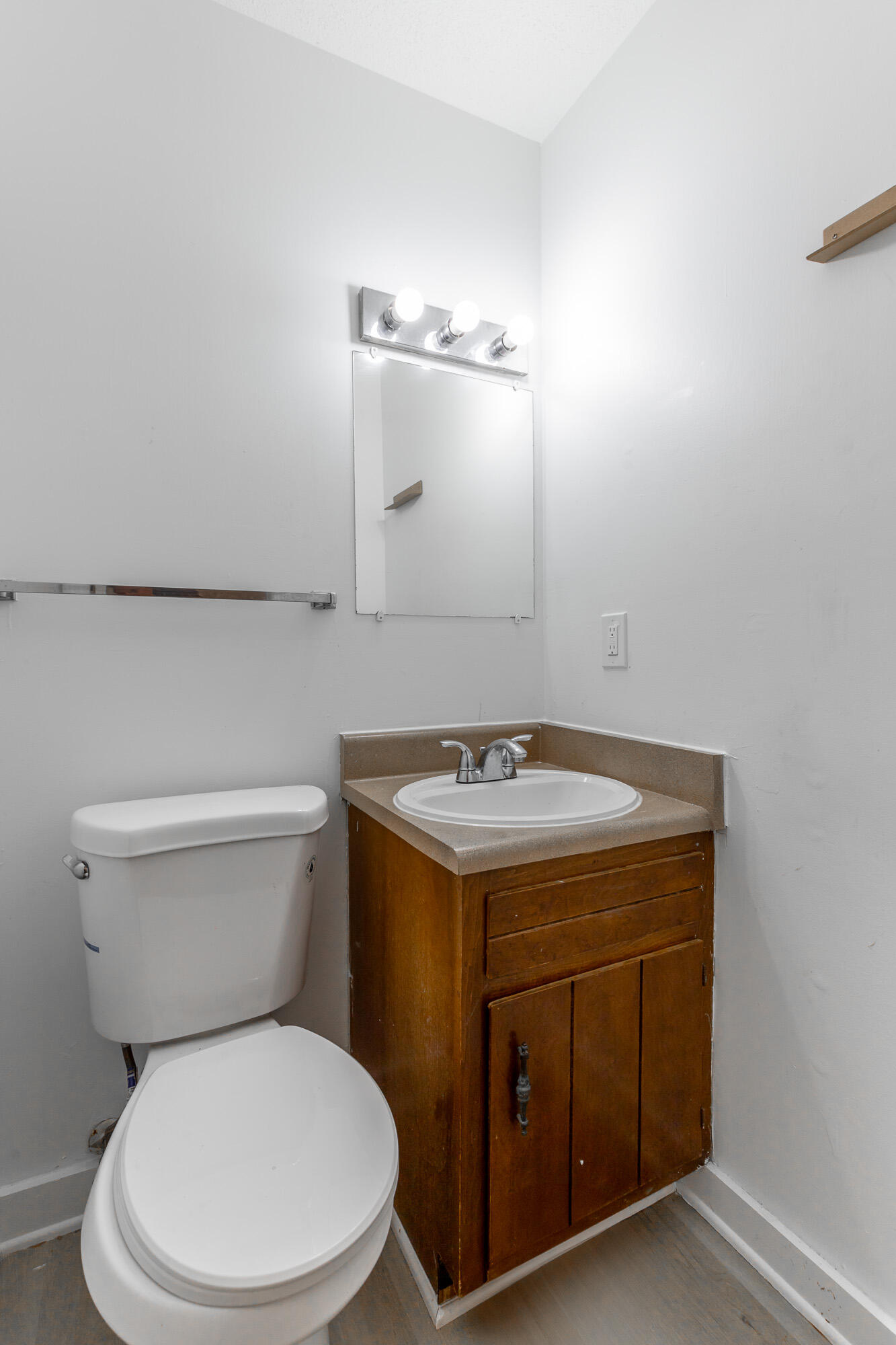 1422 Stratton Place Drive