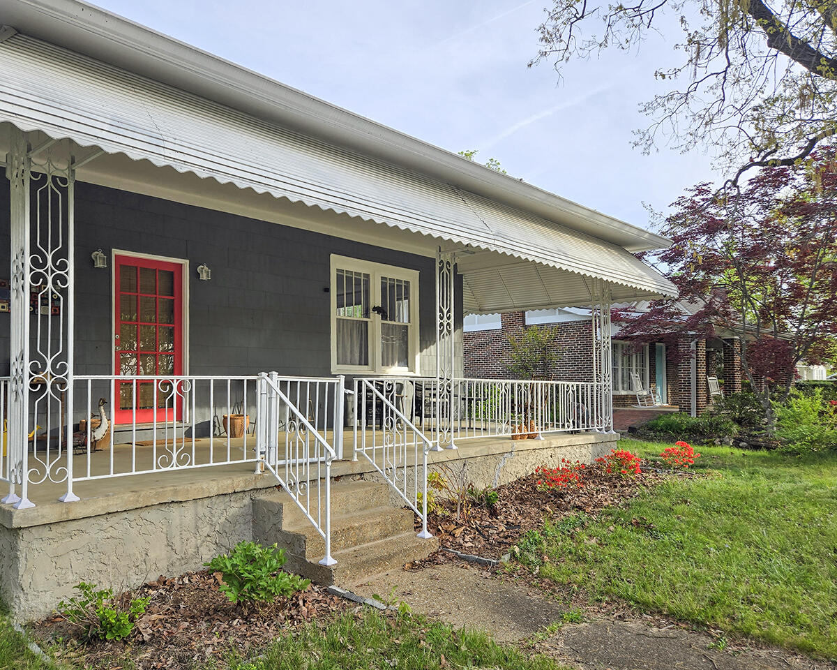 709 Old Dallas Road