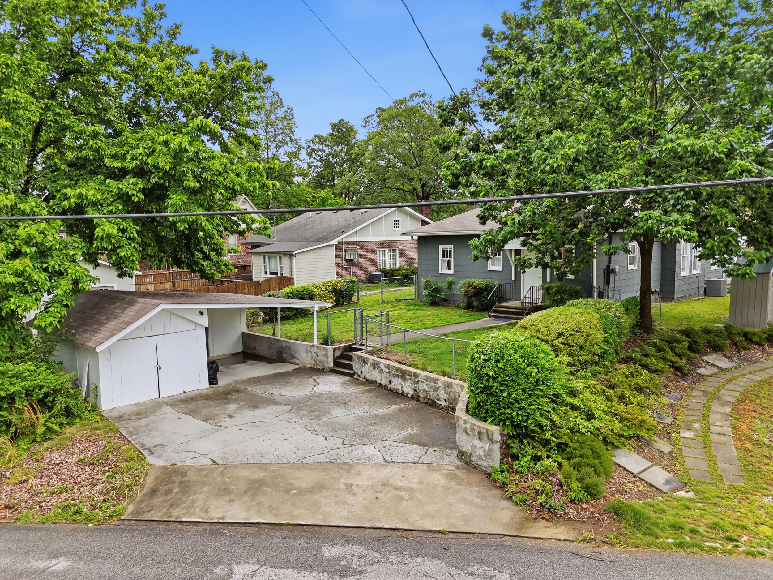 709 Old Dallas Road