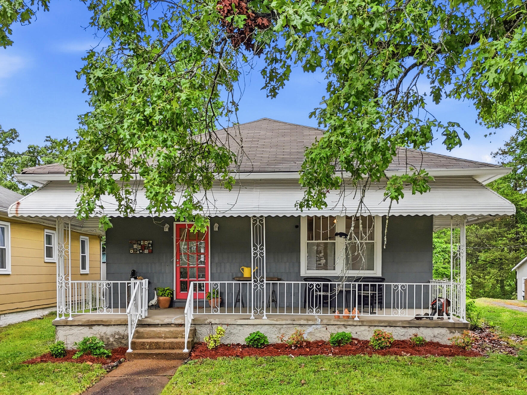 709 Old Dallas Road