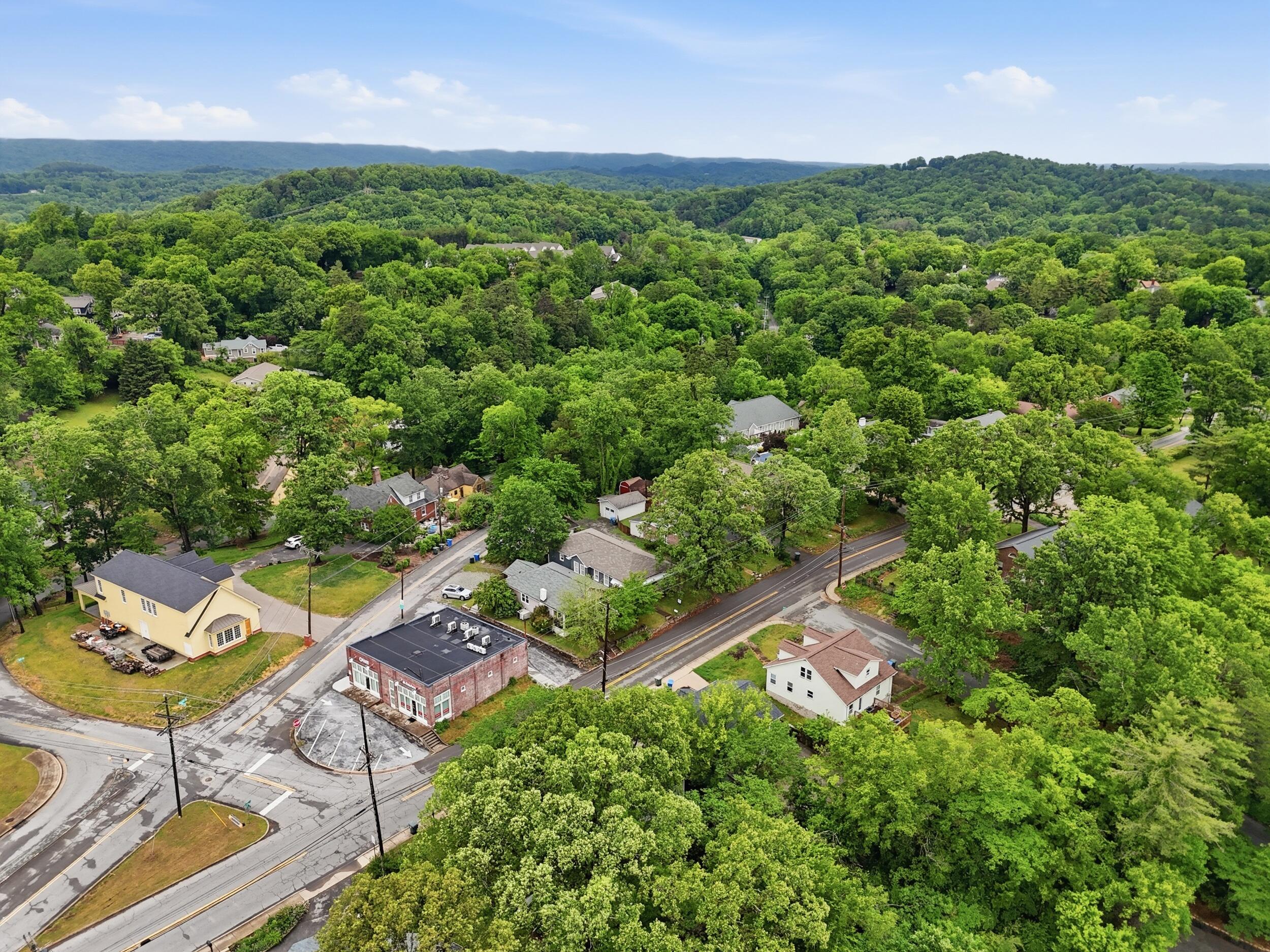 709 Old Dallas Road