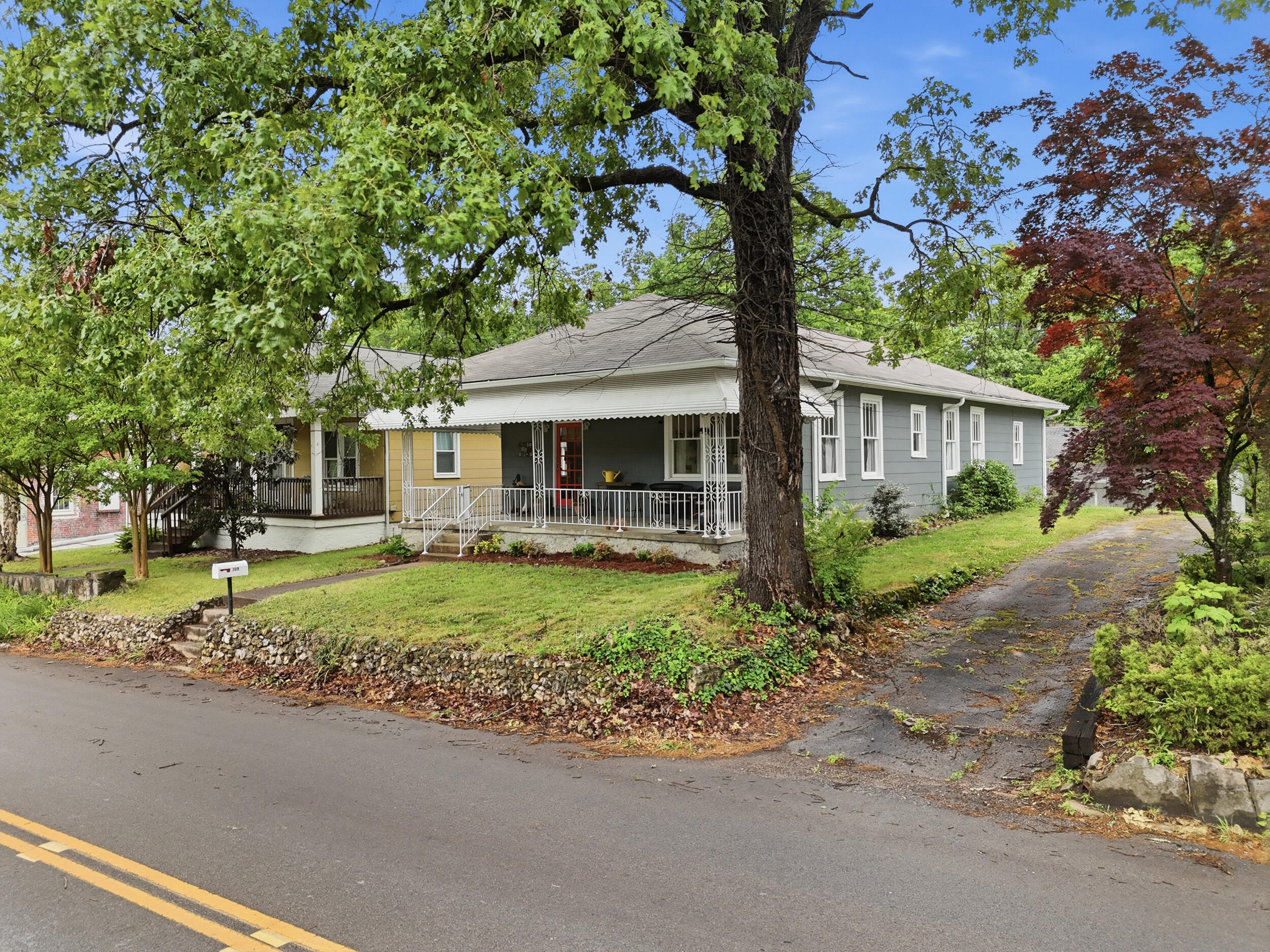 709 Old Dallas Road