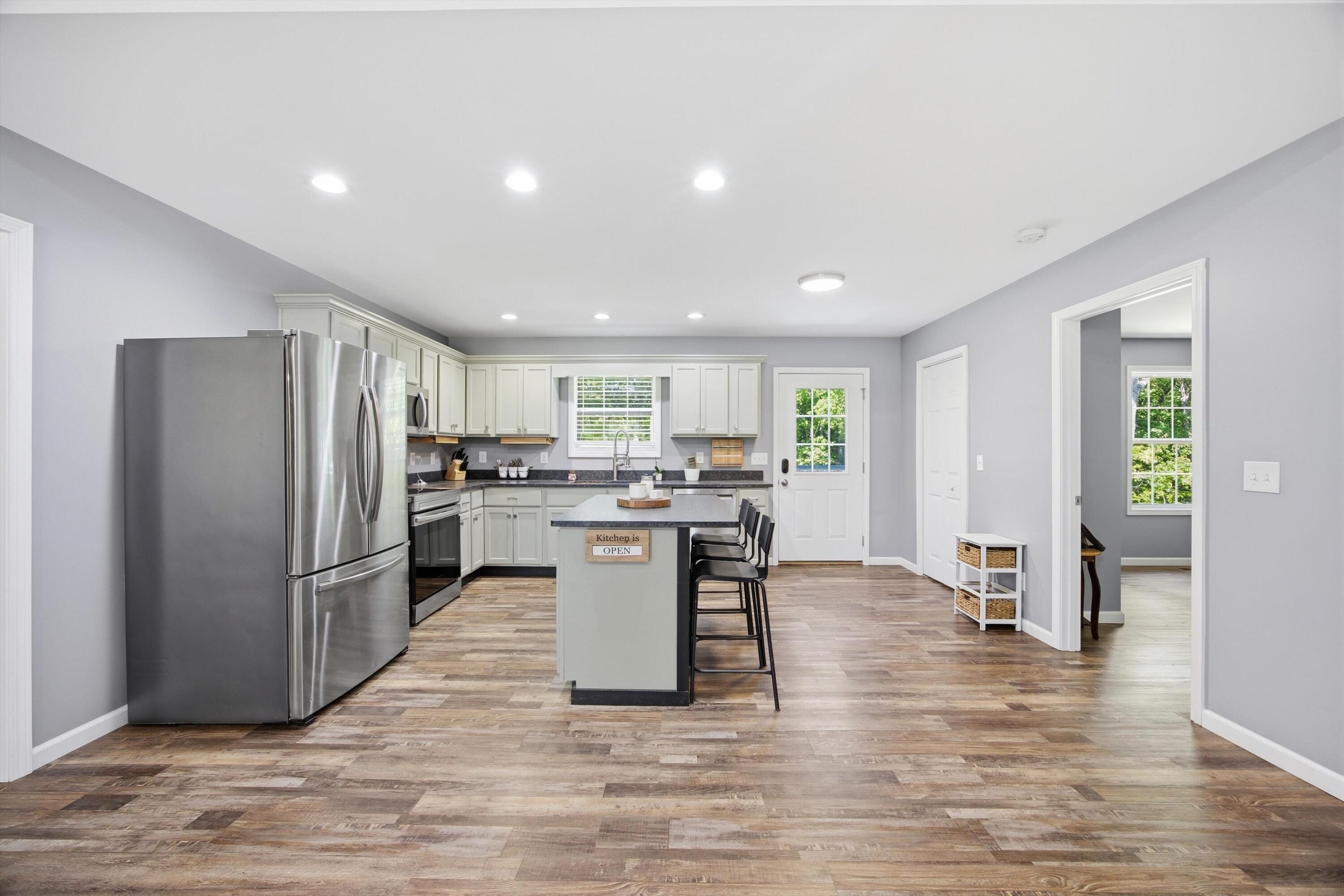 2704 Quarles Road