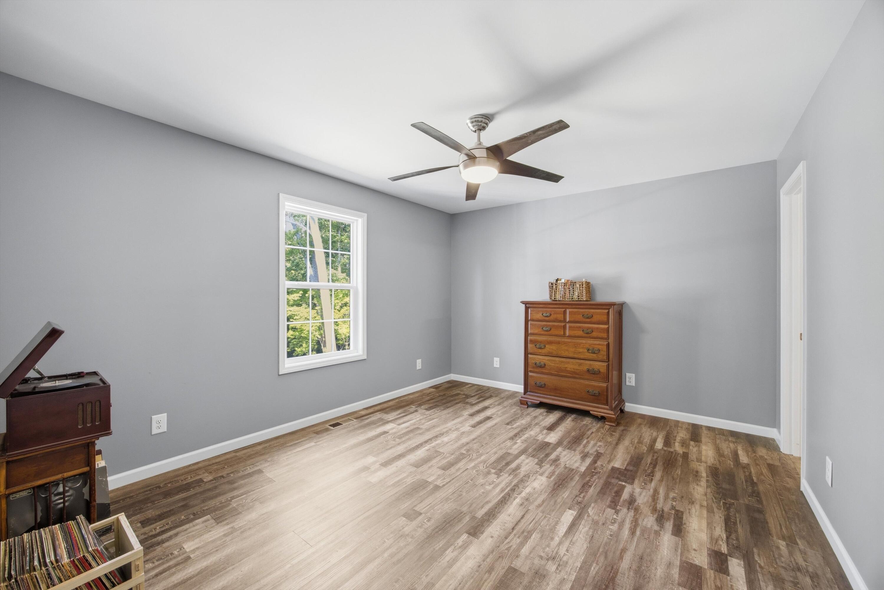 2704 Quarles Road
