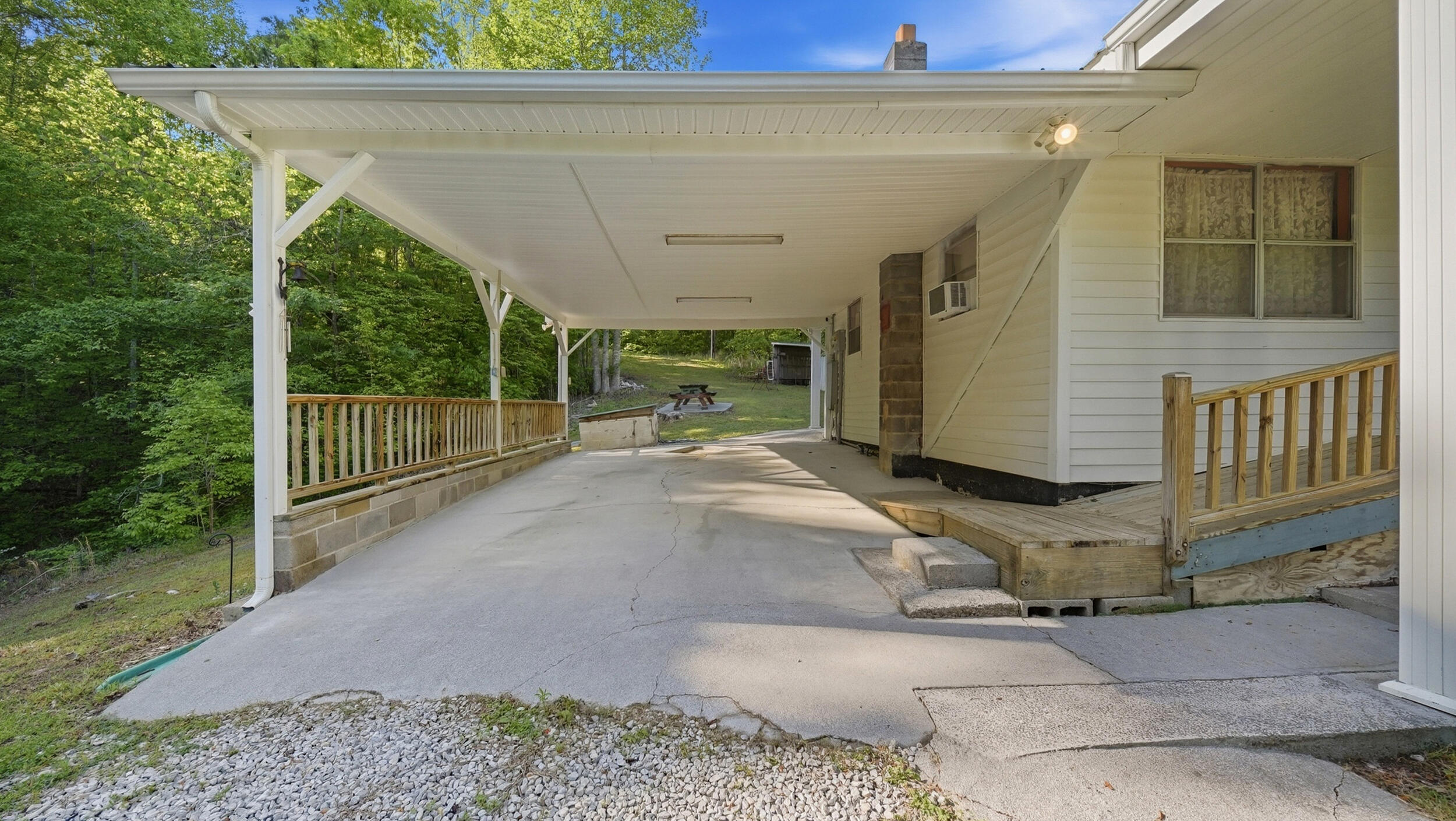 713 Shaddon Road