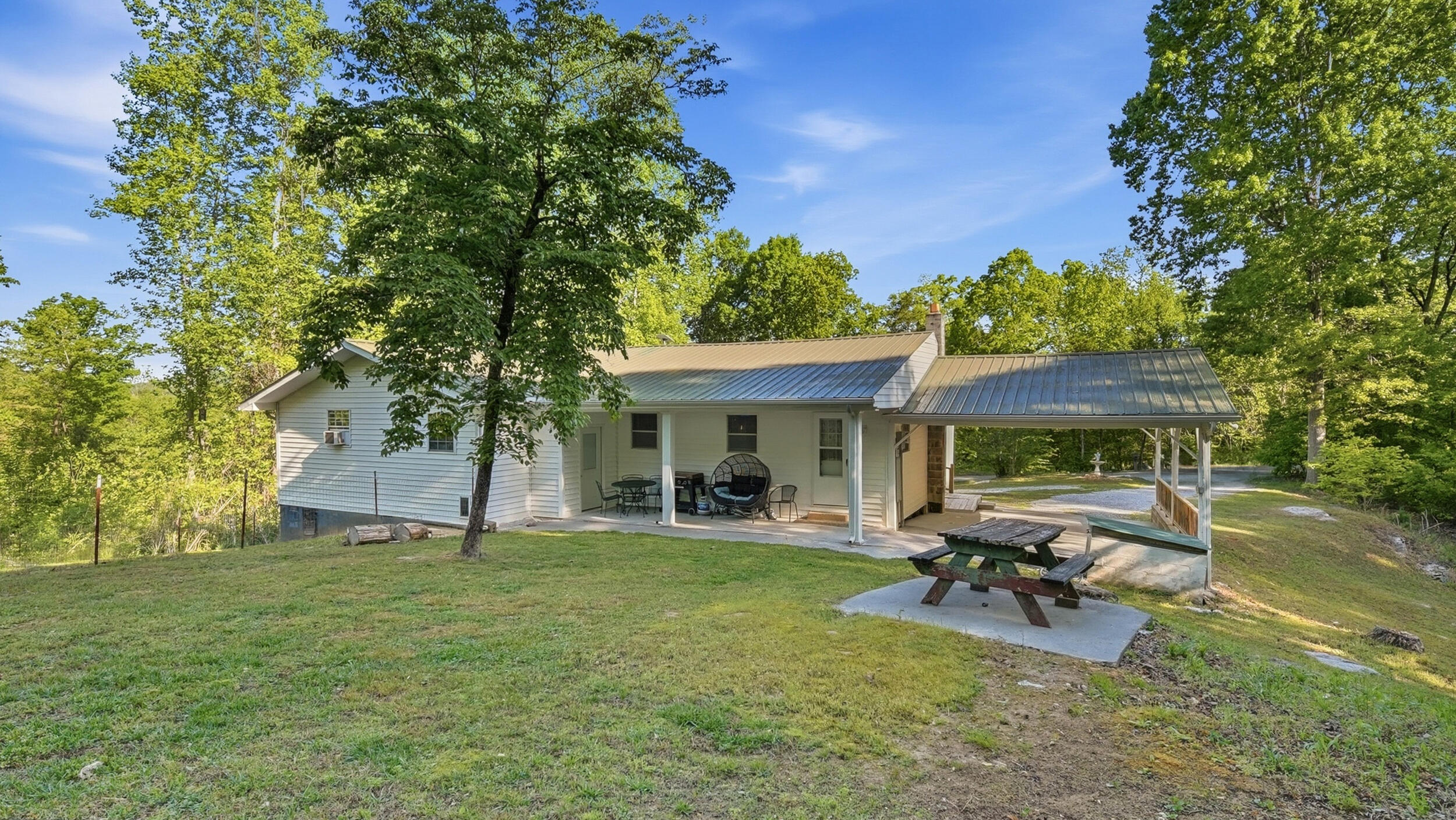 713 Shaddon Road