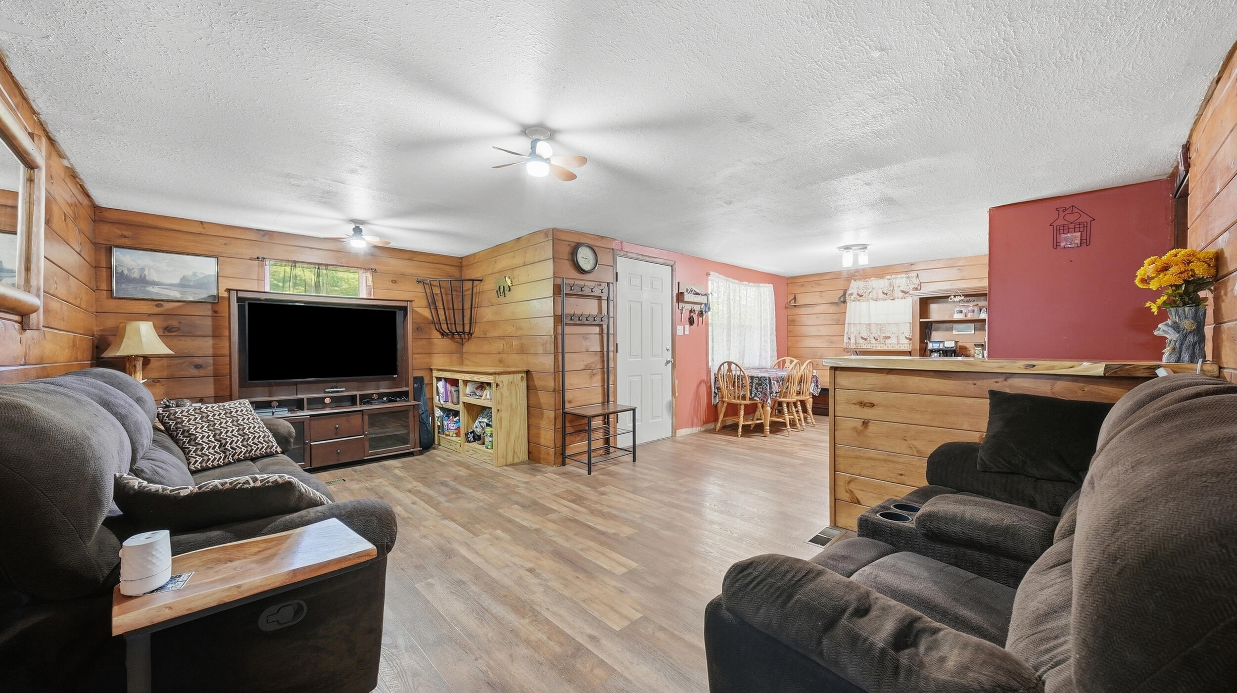 713 Shaddon Road