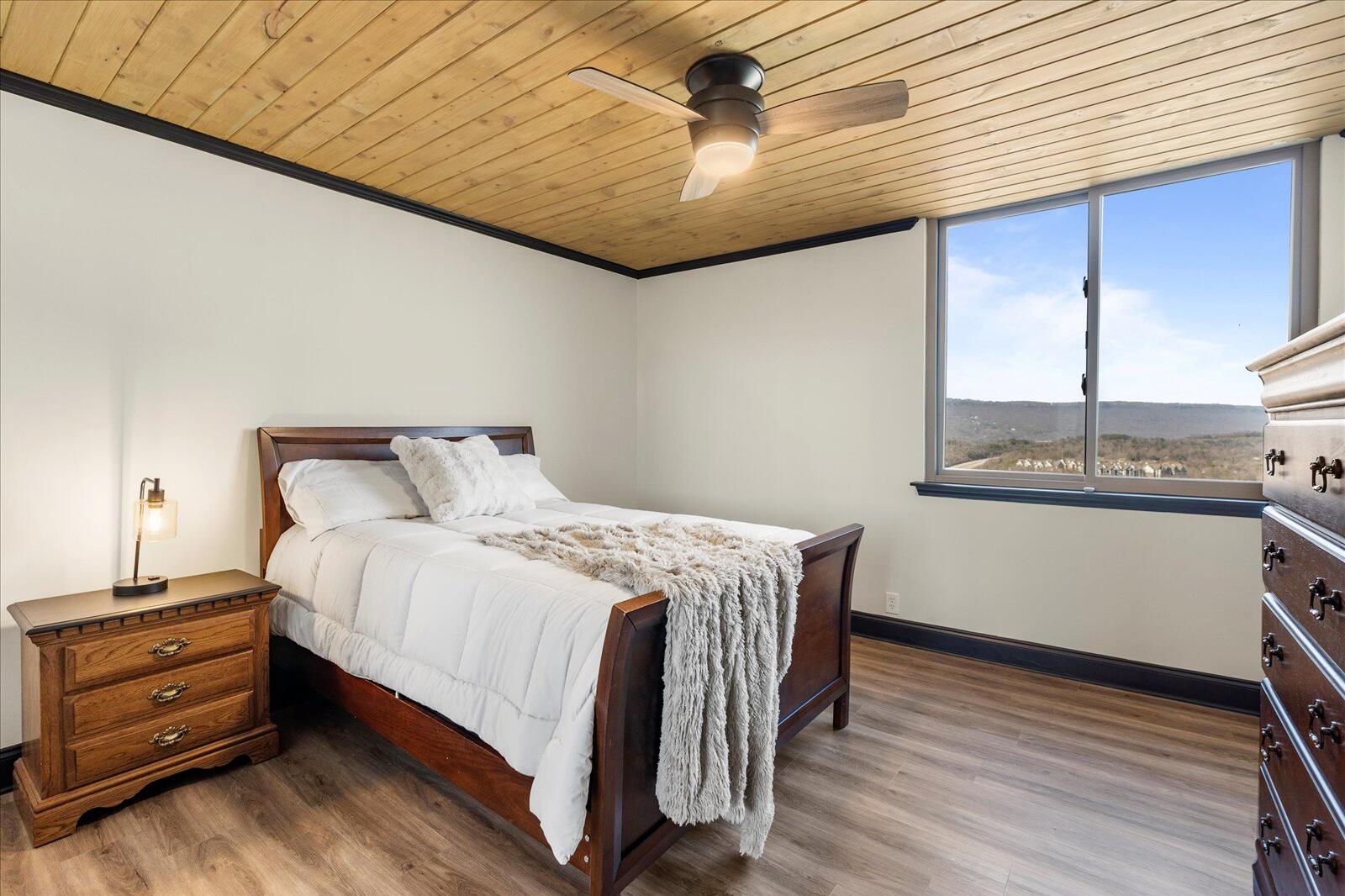 1131 Stringers Ridge Road, 10b