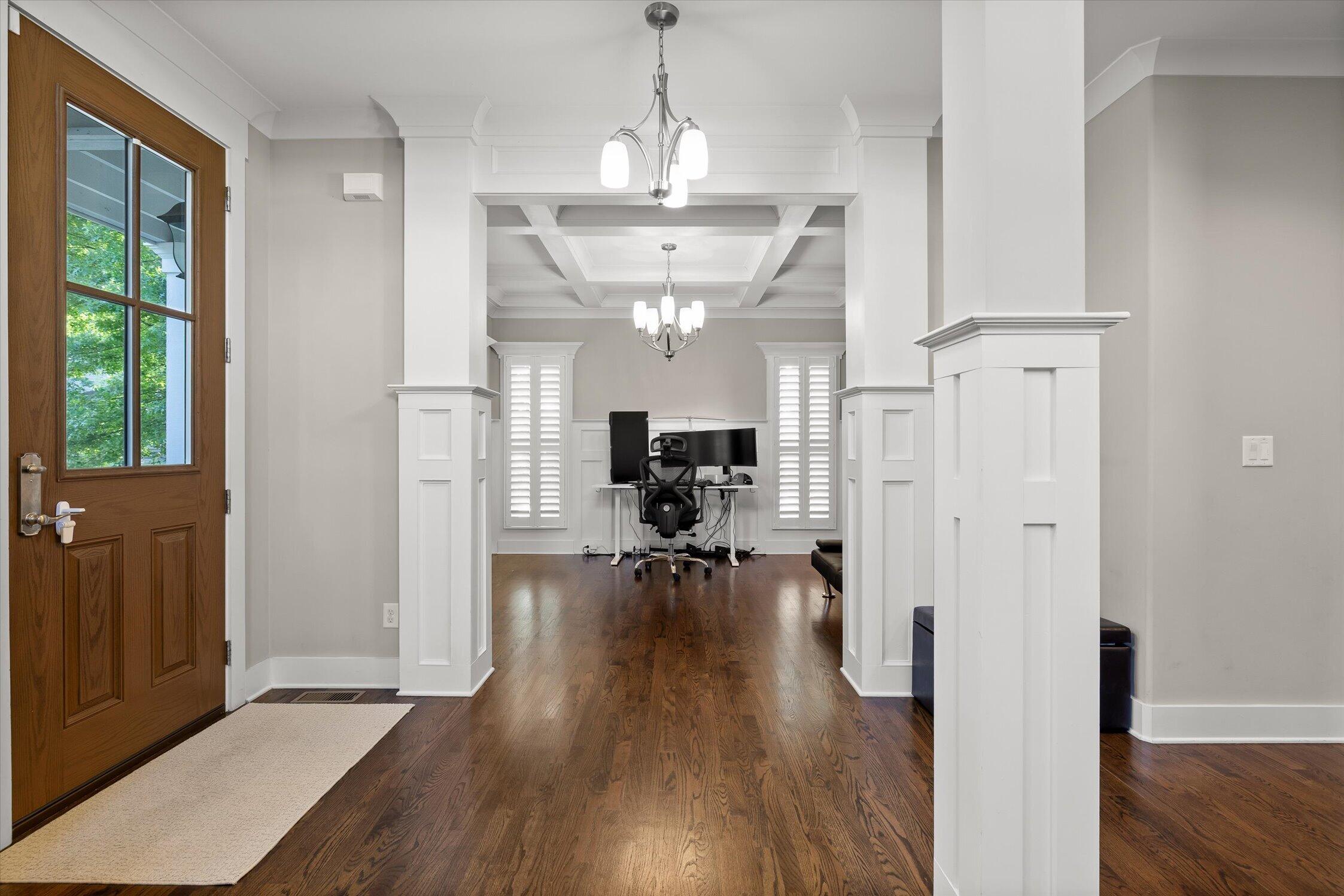 200 W Peak Street