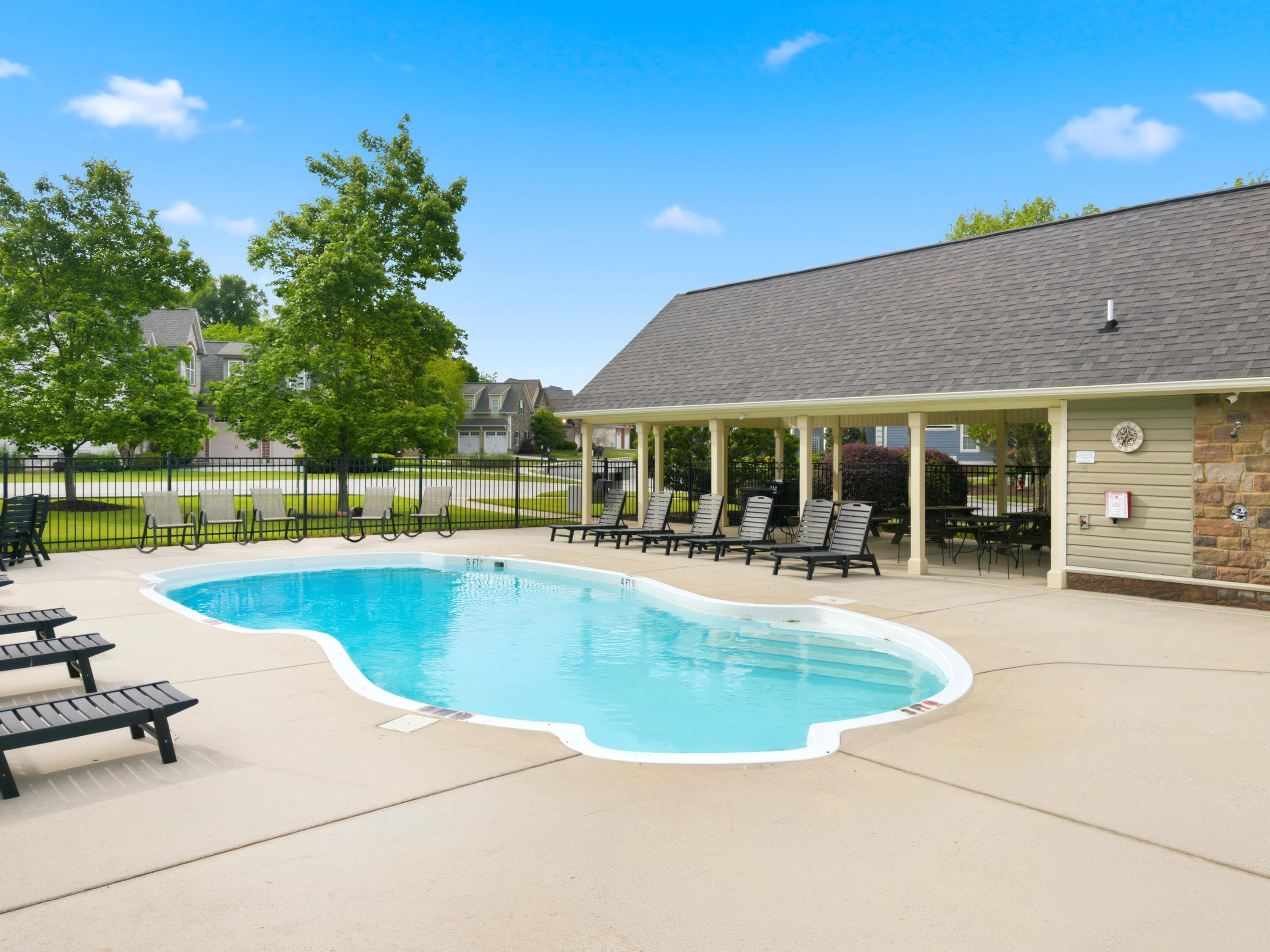 8475 Lexie Lane