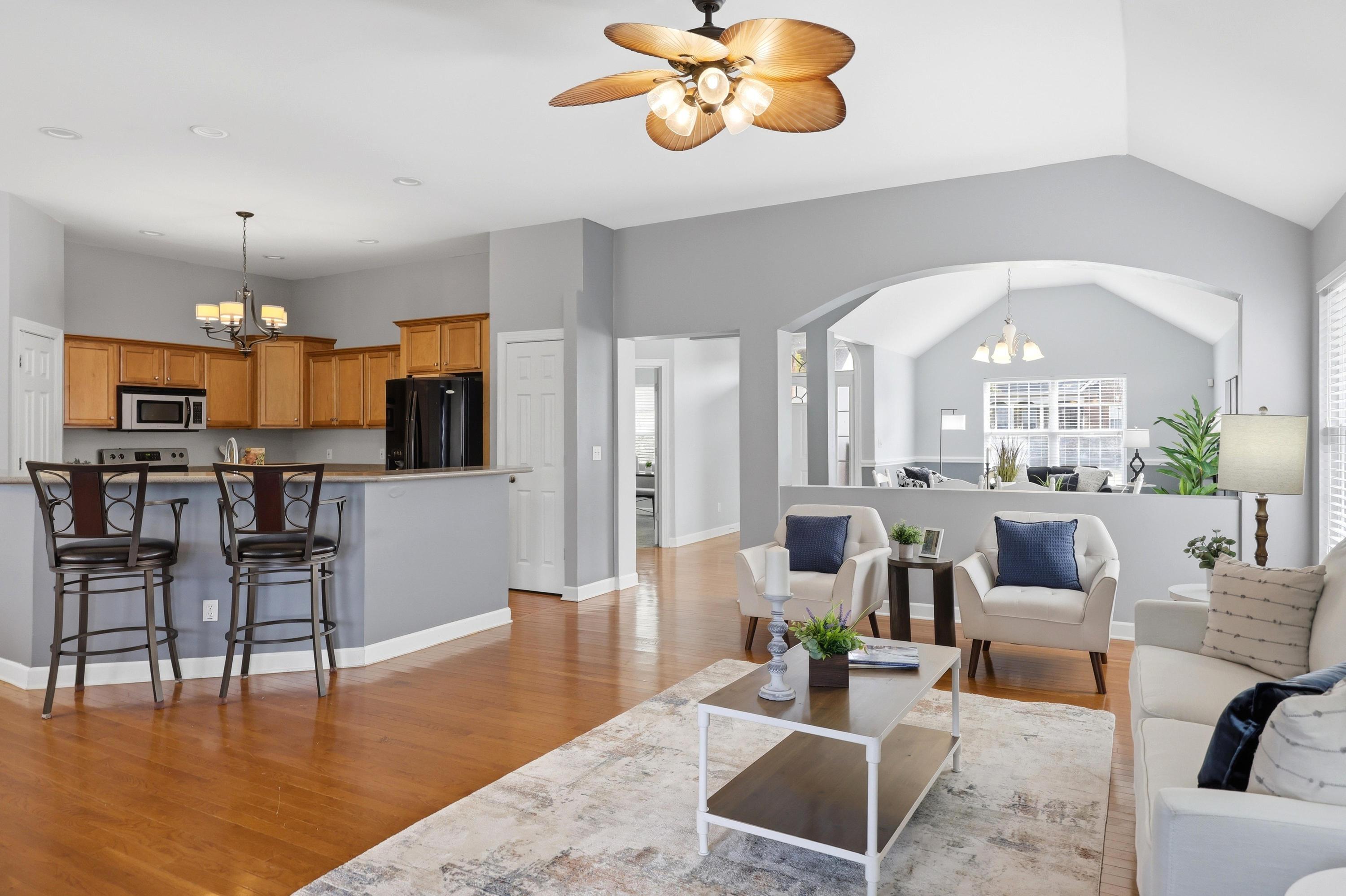 8475 Lexie Lane