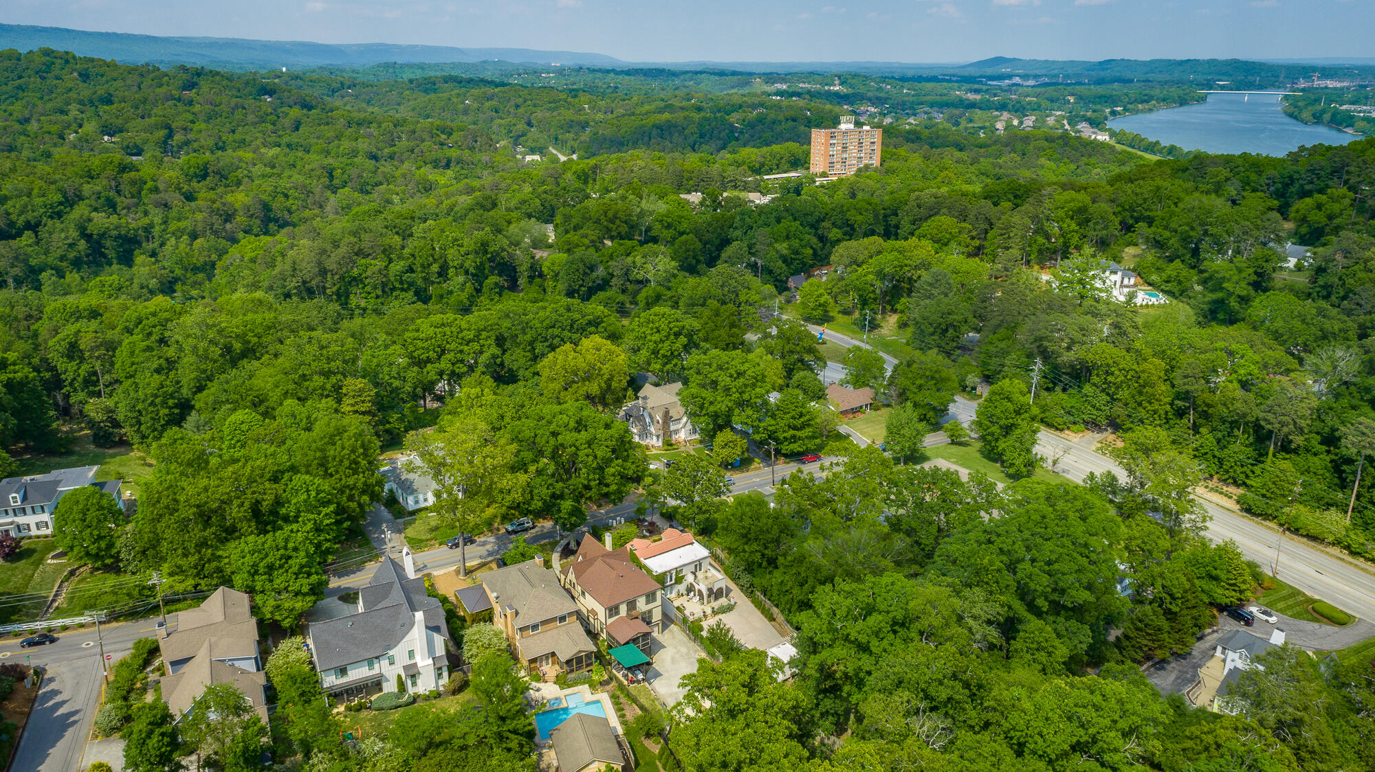 1206 E Dallas Road