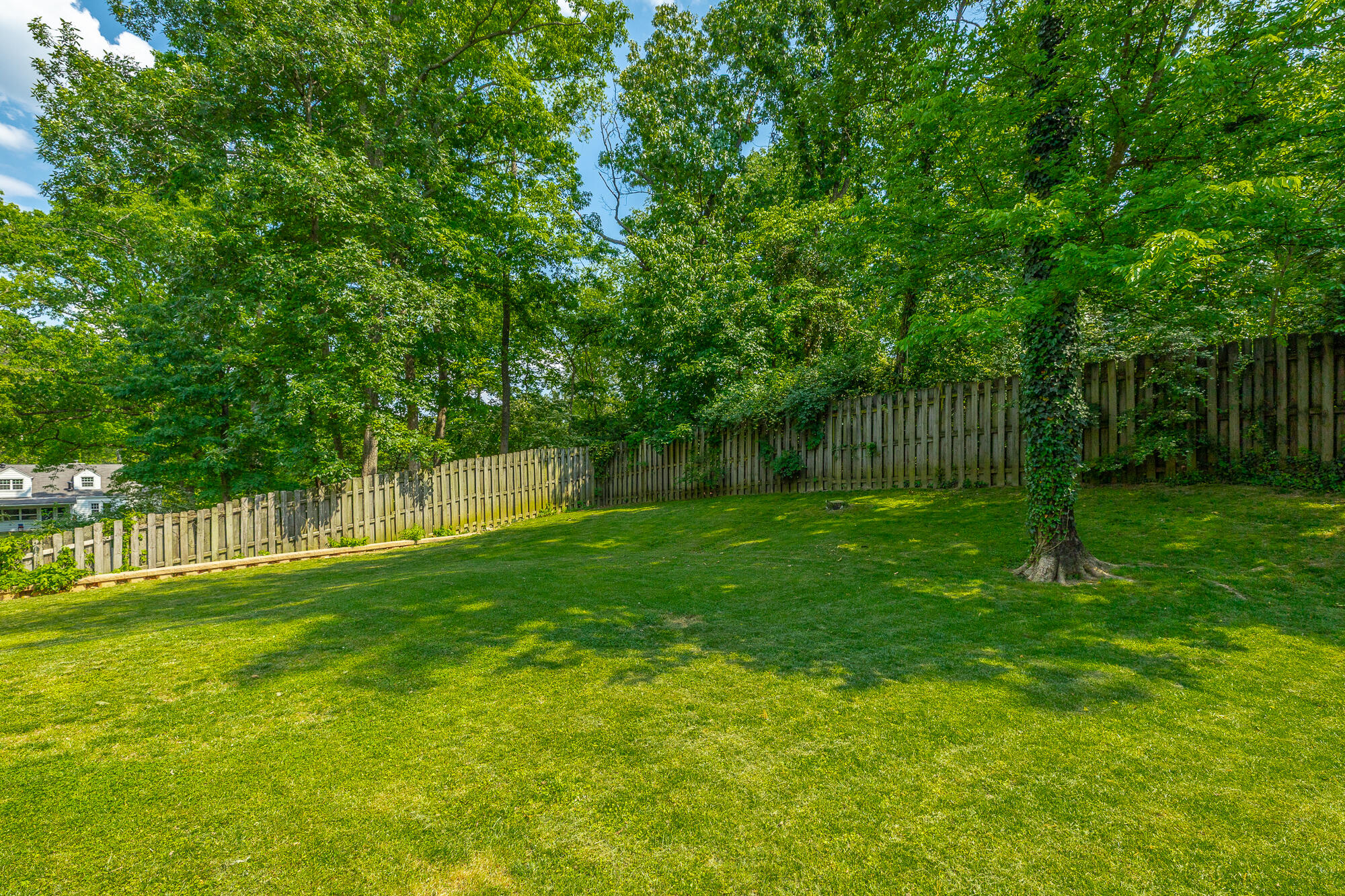 1206 E Dallas Road
