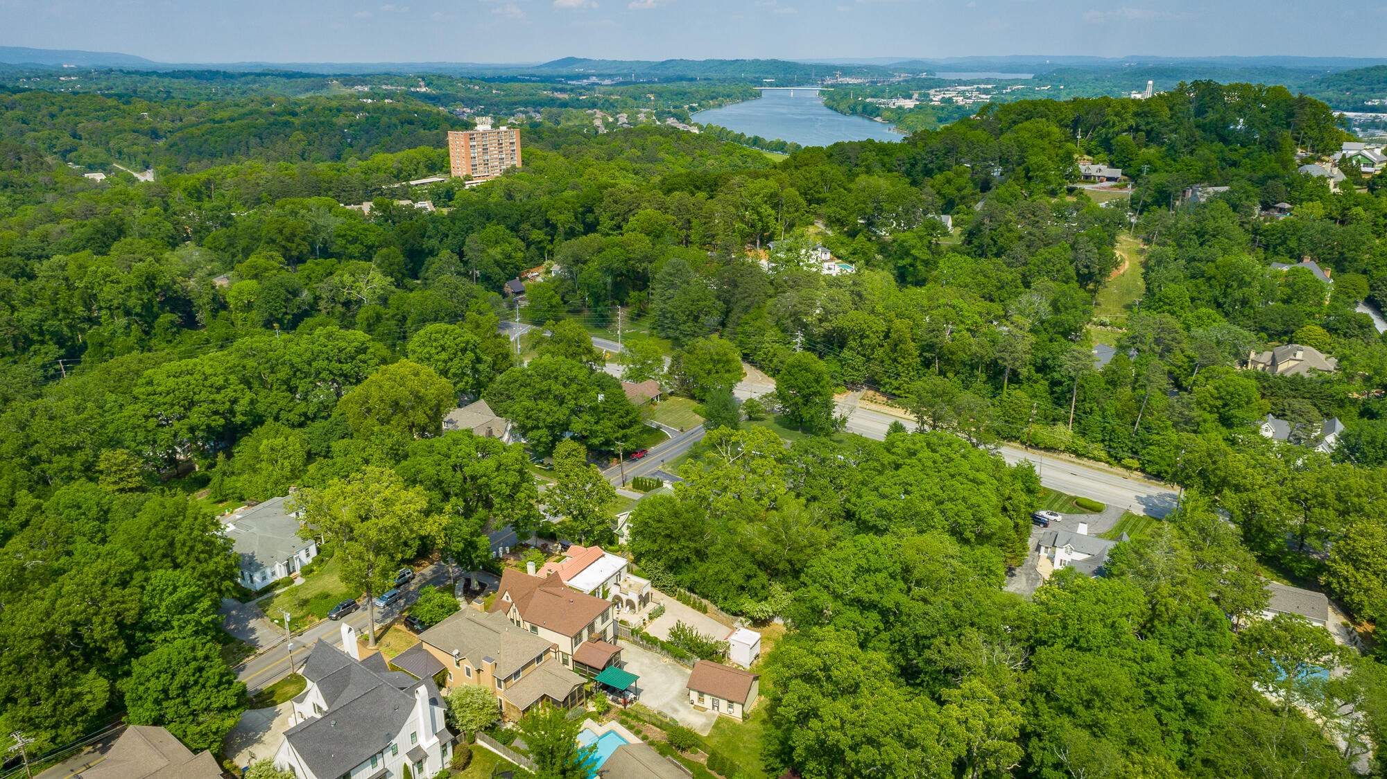 1206 E Dallas Road