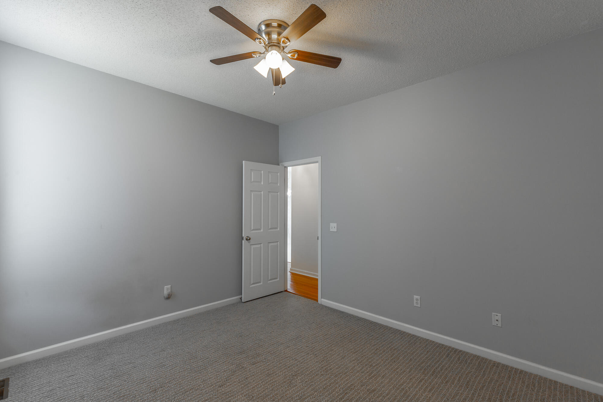 1615 Gunston Hall Road