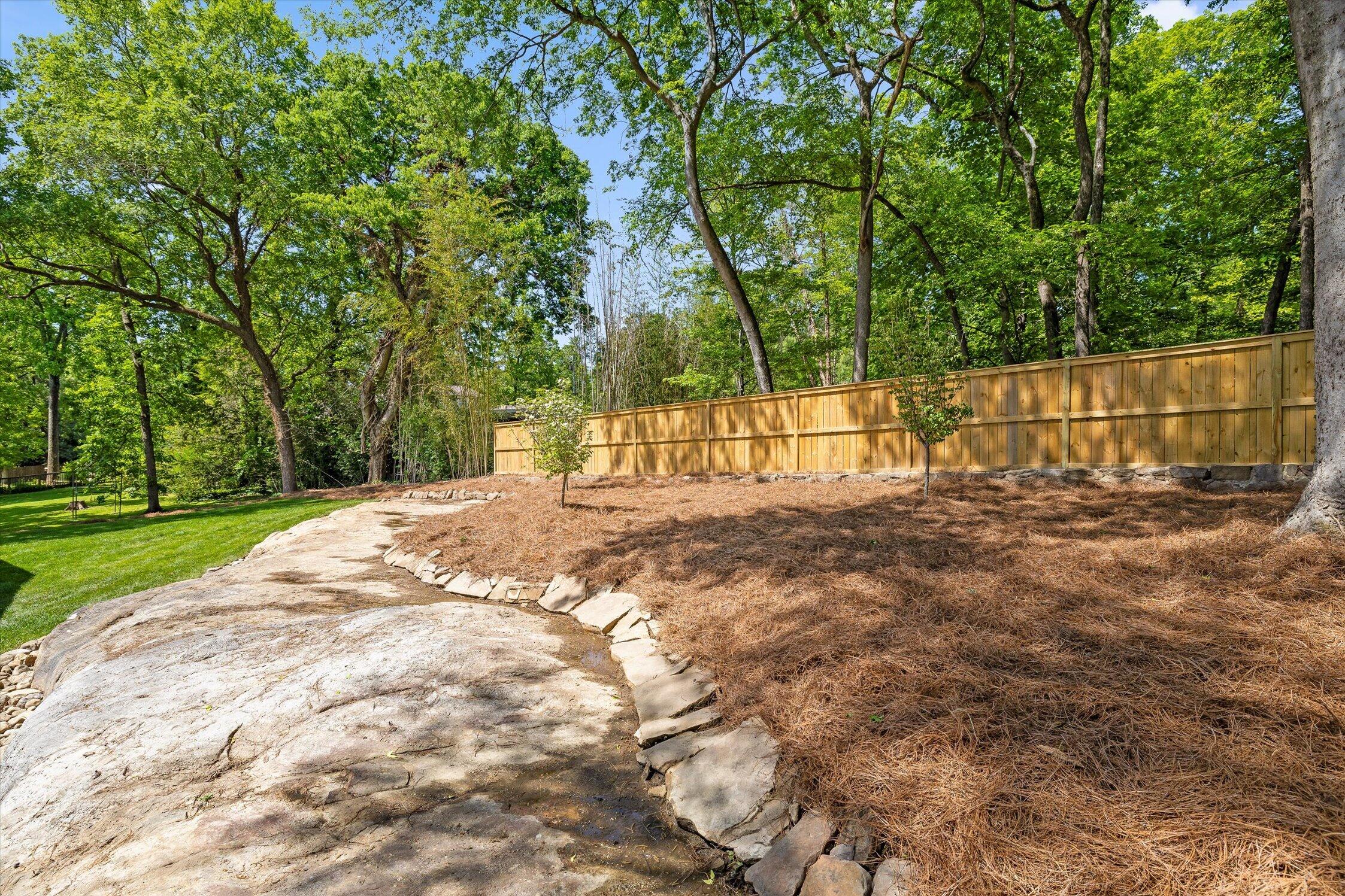 1206 Peter Pan Road