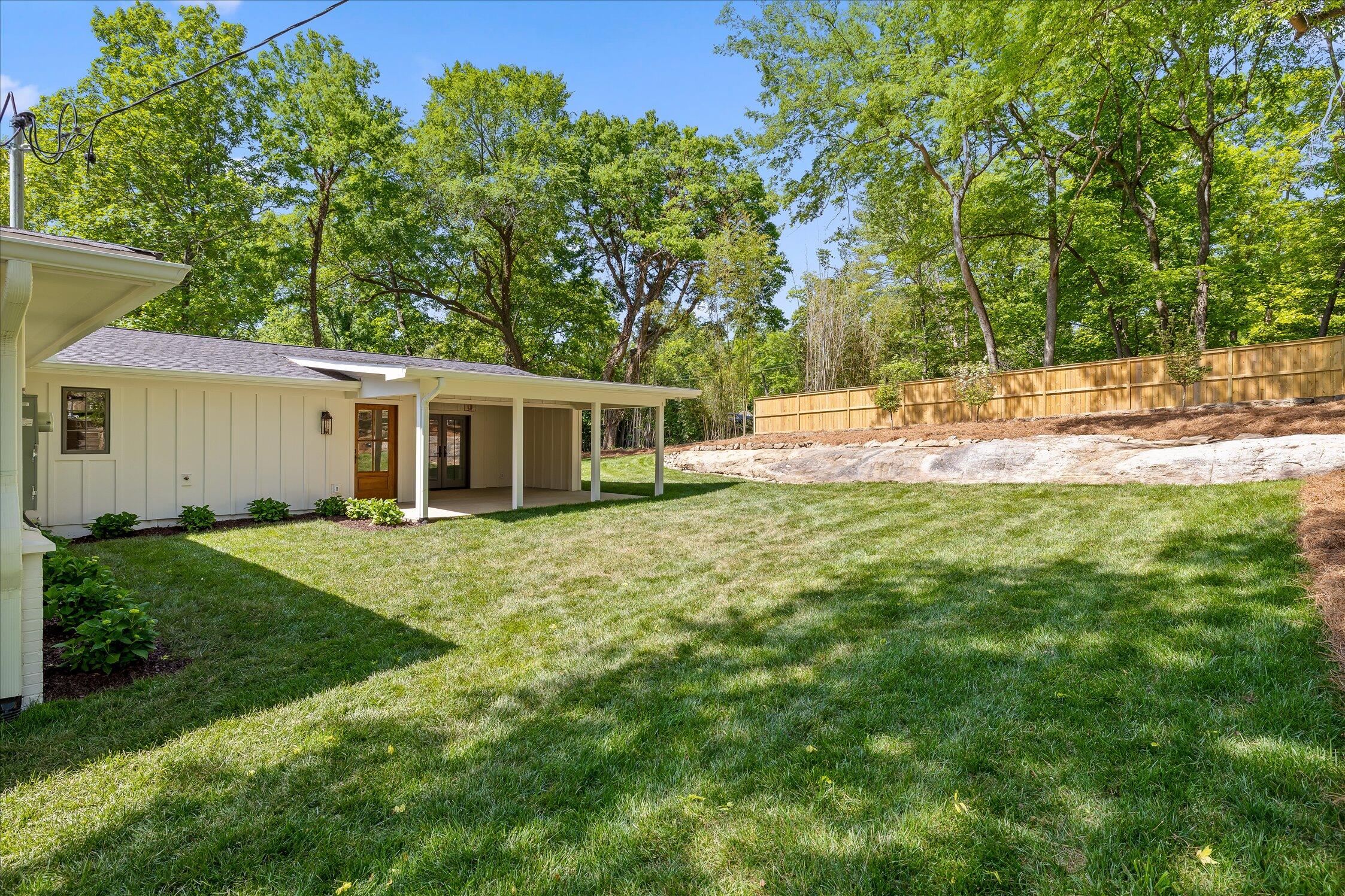 1206 Peter Pan Road