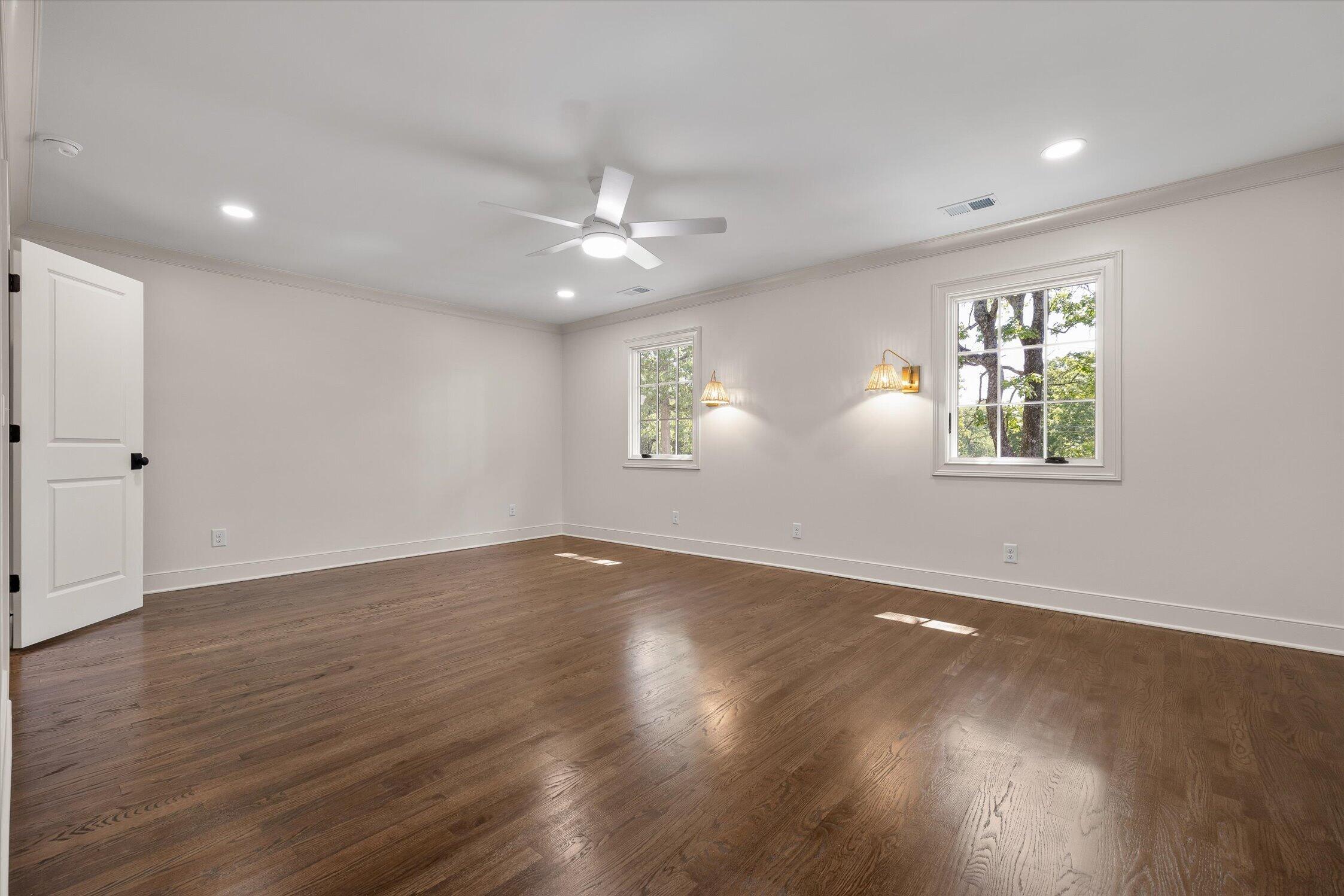 1206 Peter Pan Road