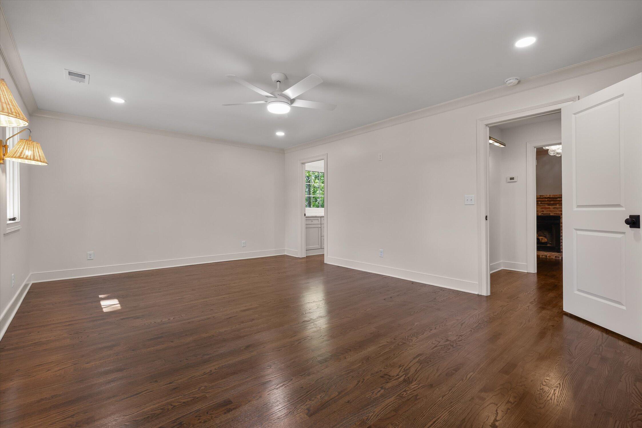 1206 Peter Pan Road