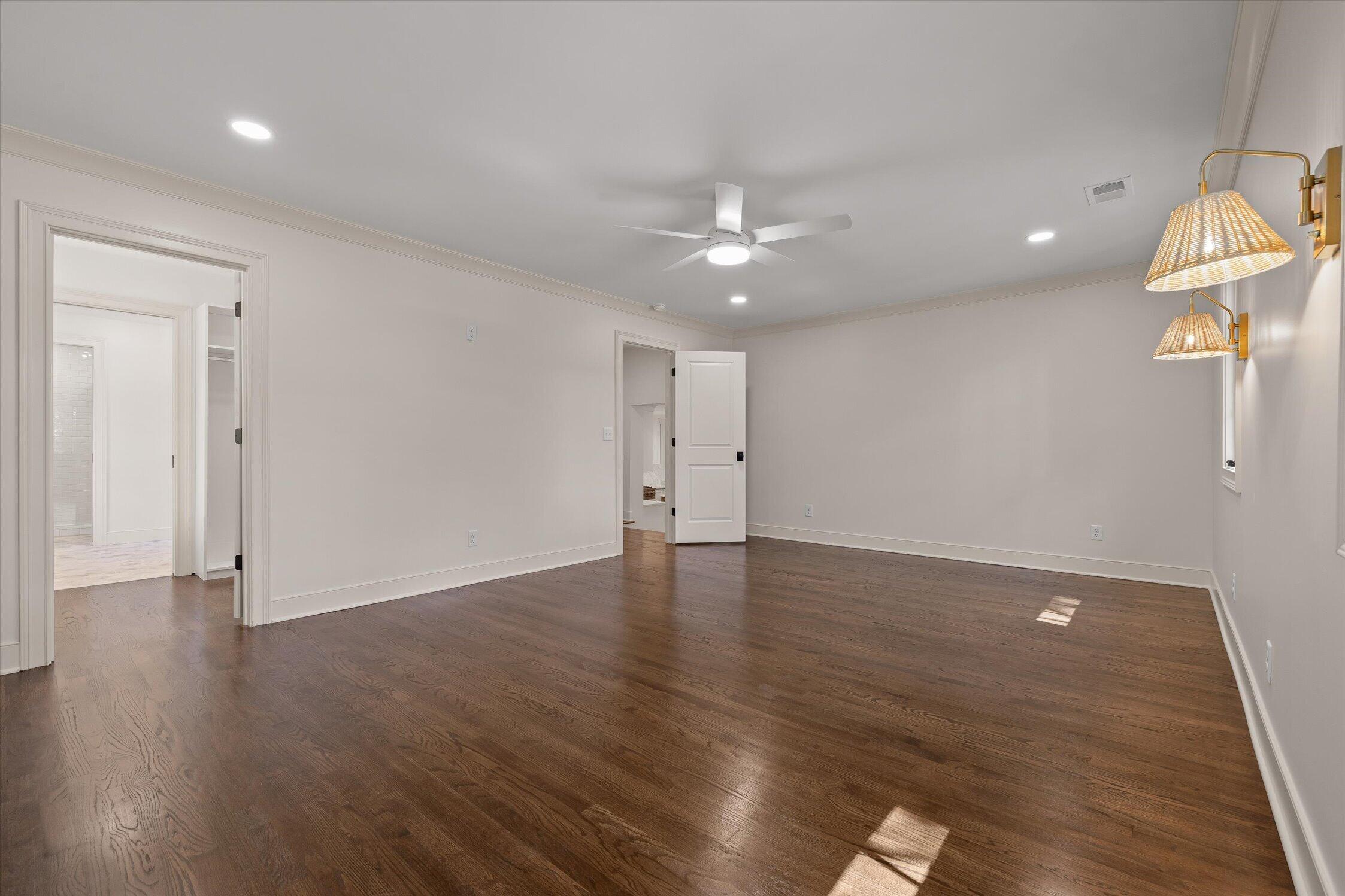 1206 Peter Pan Road