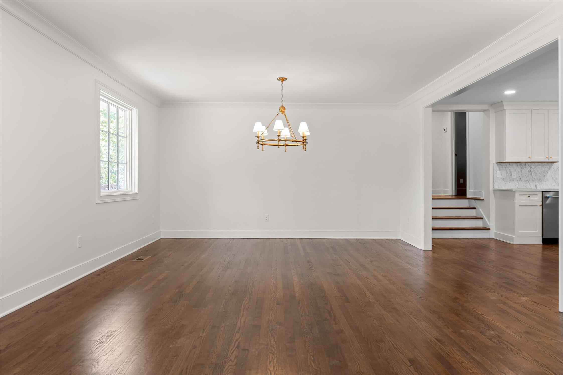 1206 Peter Pan Road