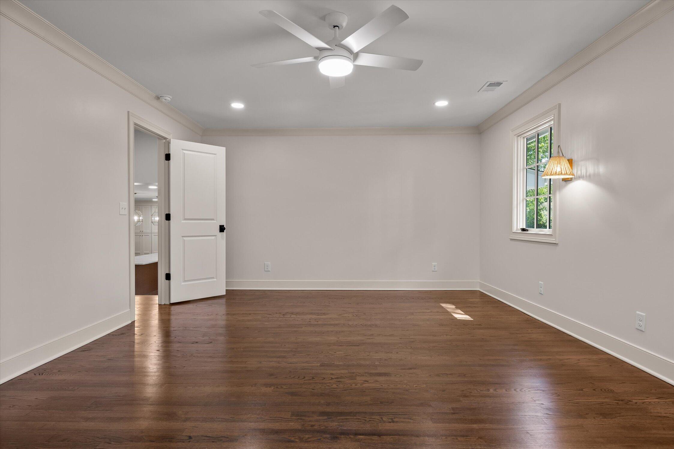 1206 Peter Pan Road