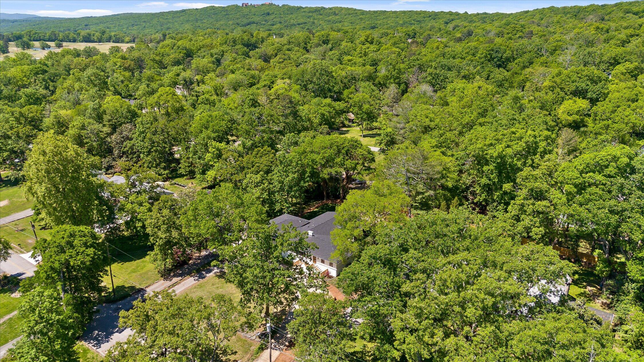 1206 Peter Pan Road