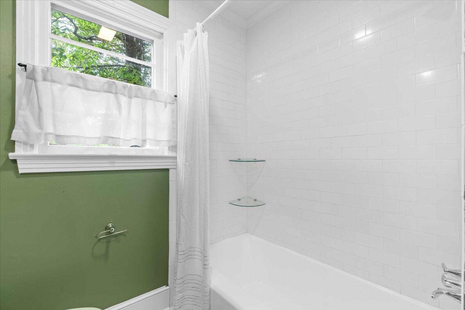 212 Wendy Trail