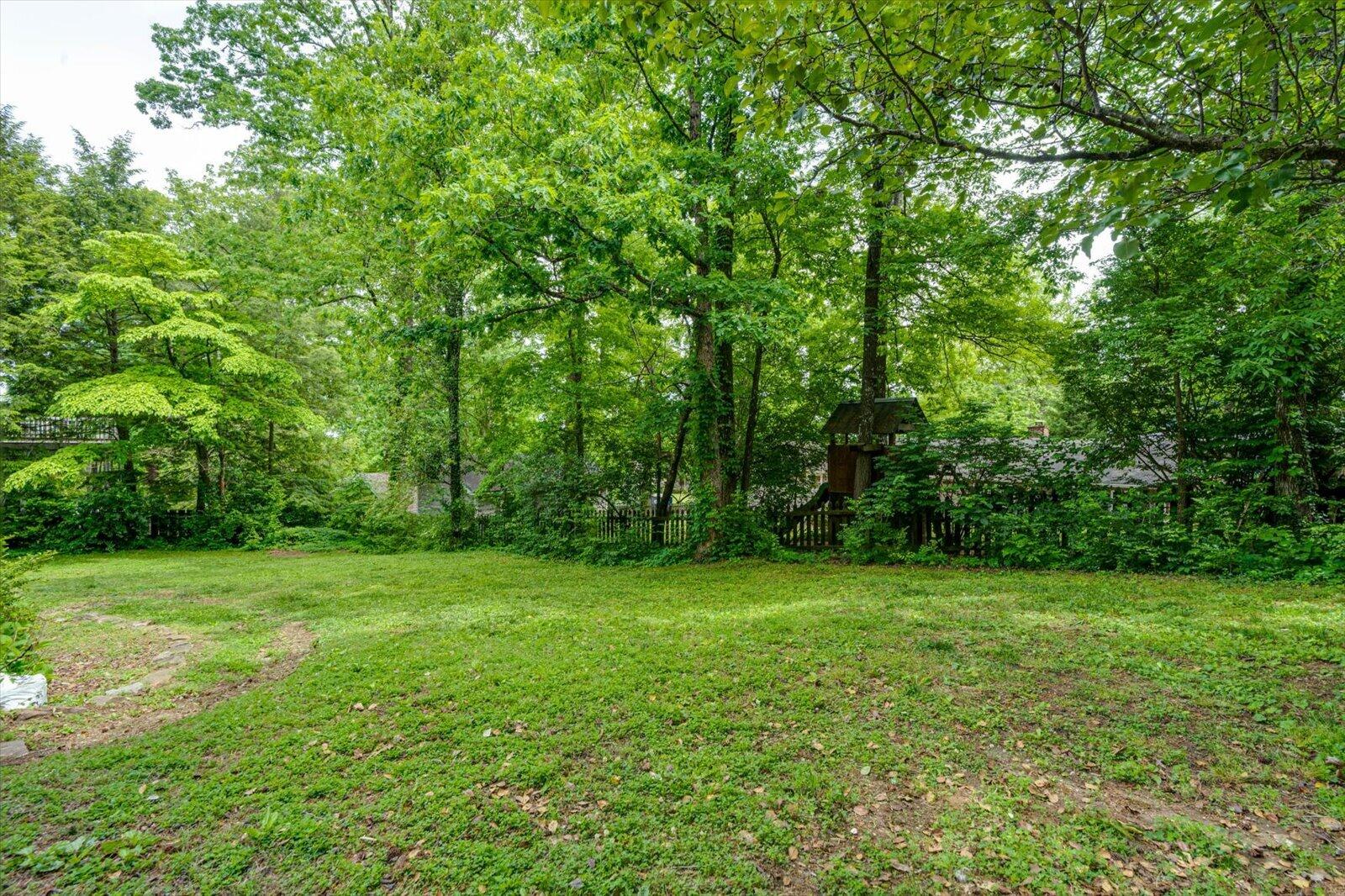 212 Wendy Trail
