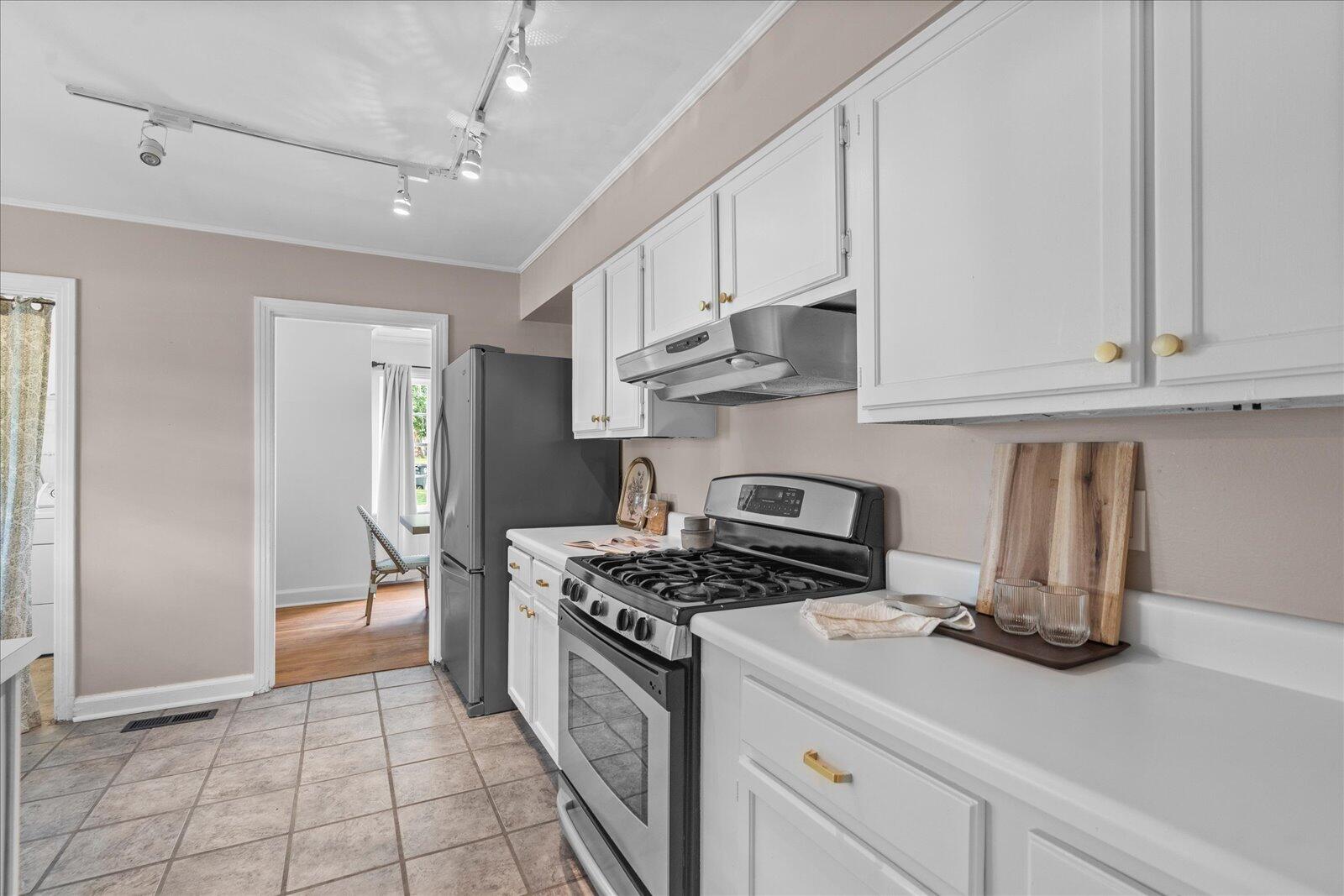 212 Wendy Trail