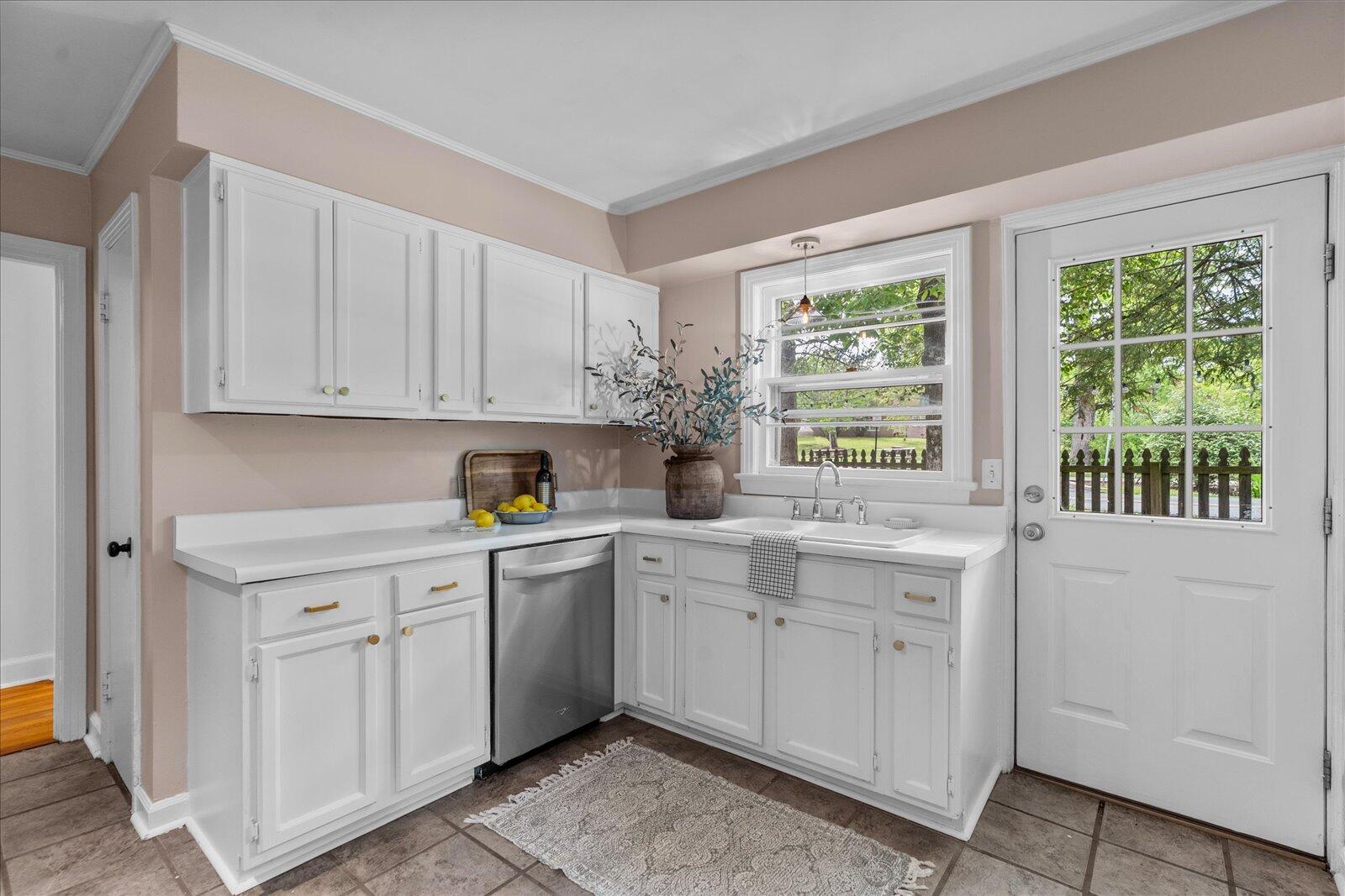212 Wendy Trail