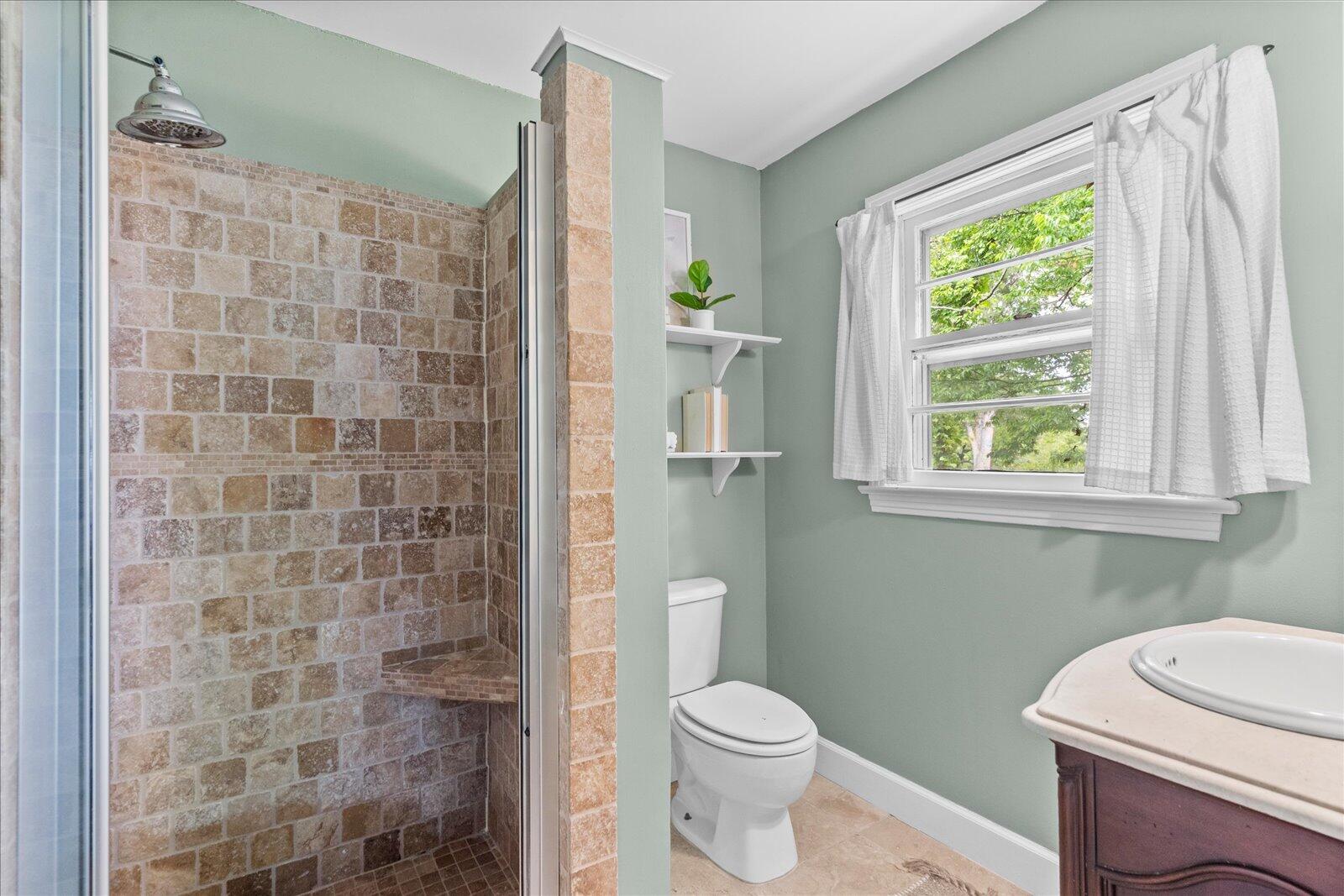 212 Wendy Trail