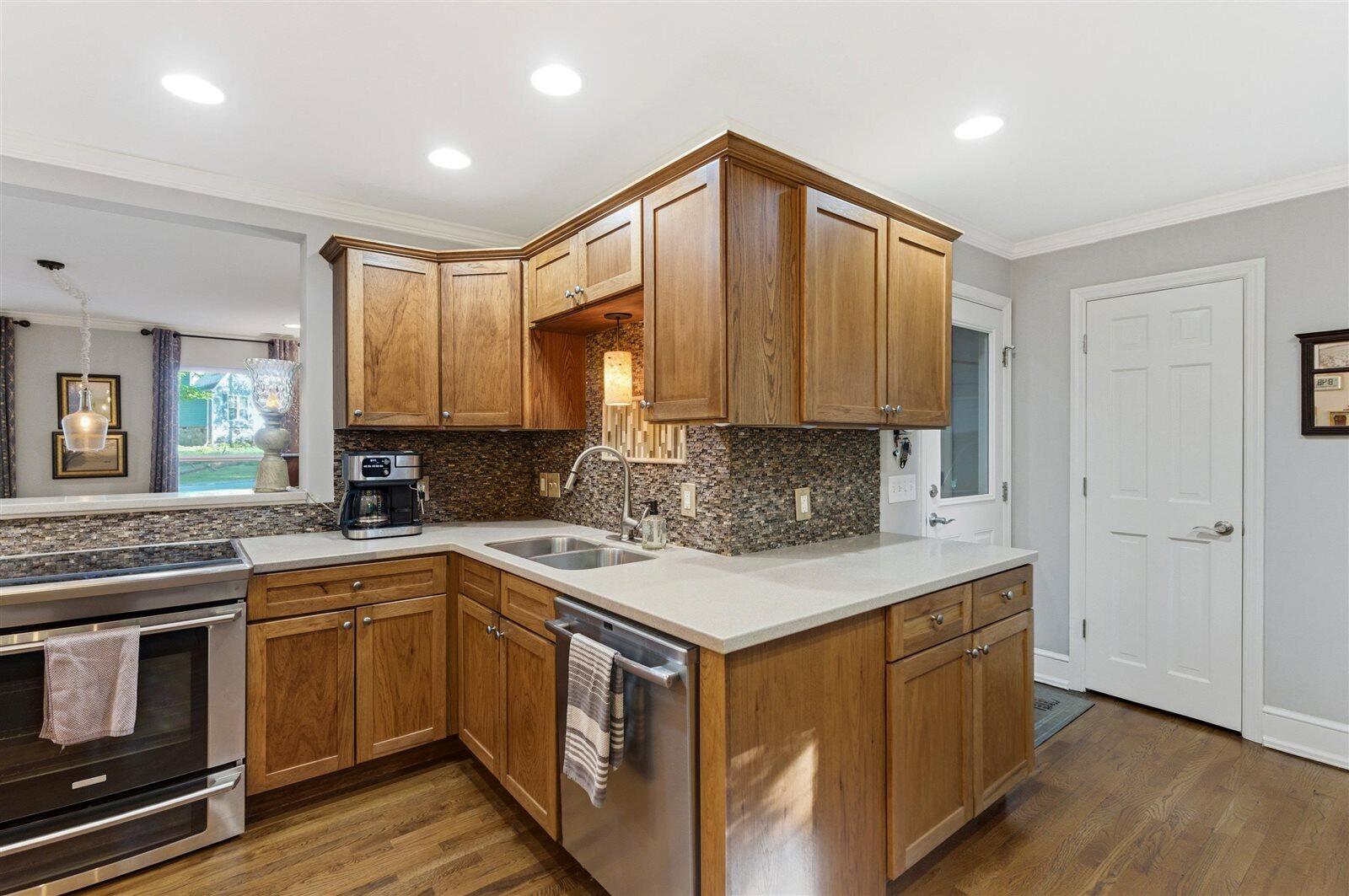 917 Shady Circle