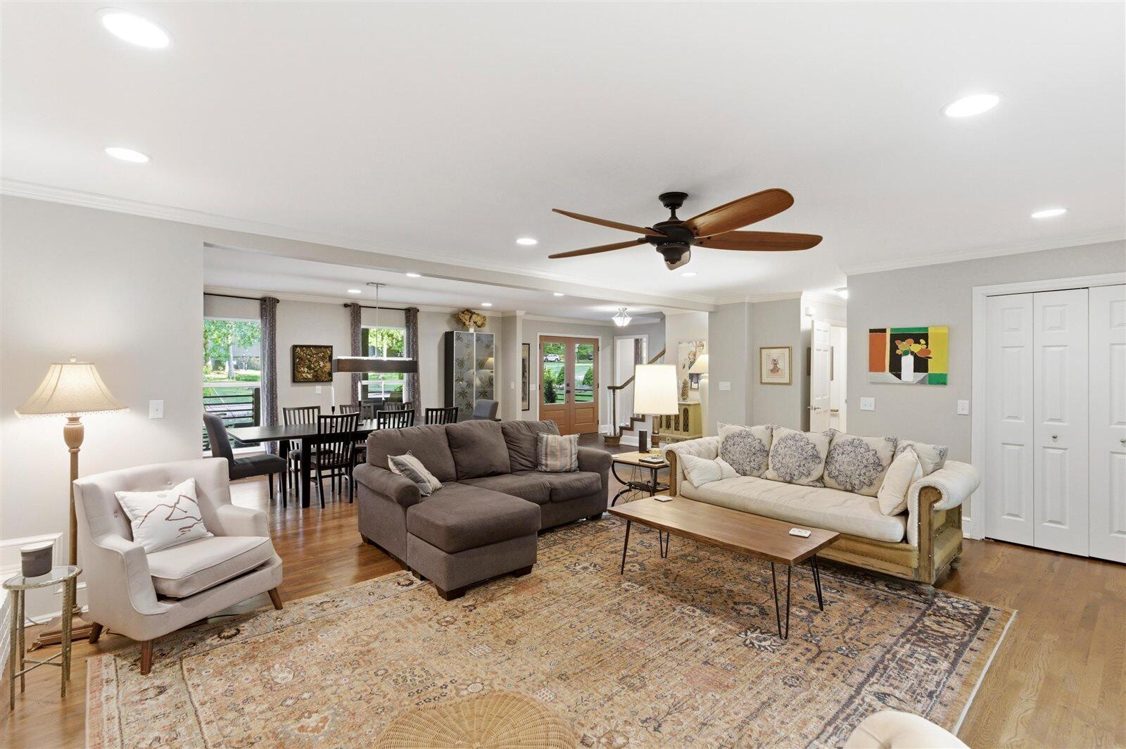 917 Shady Circle
