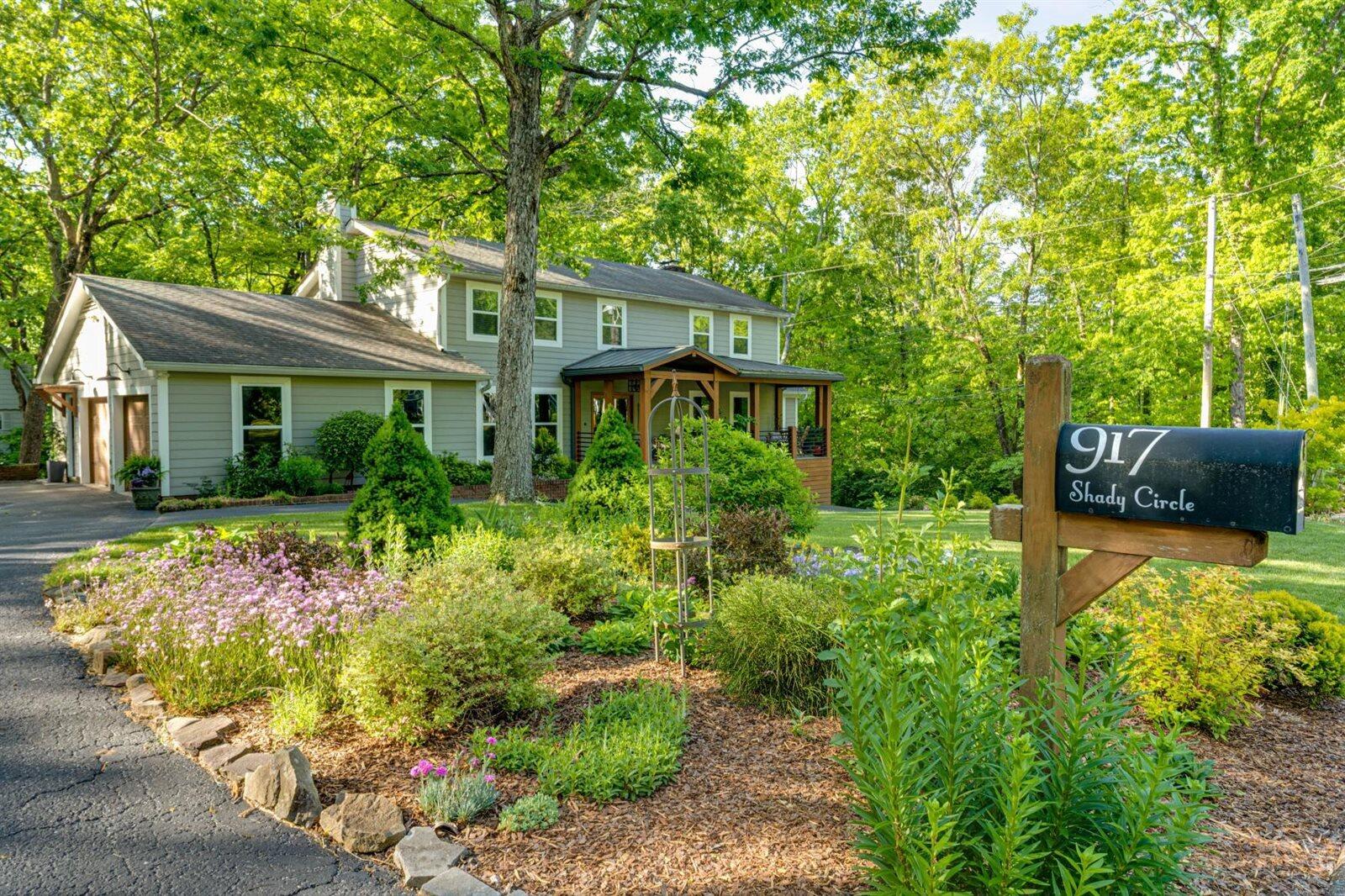 917 Shady Circle