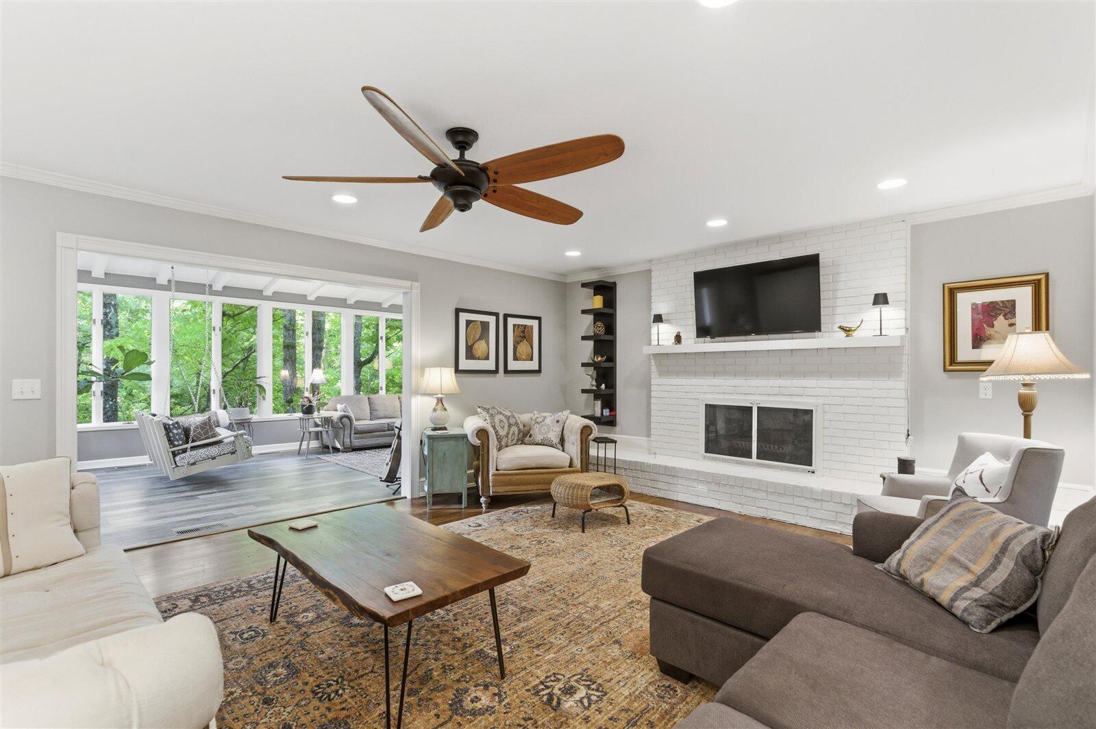 917 Shady Circle