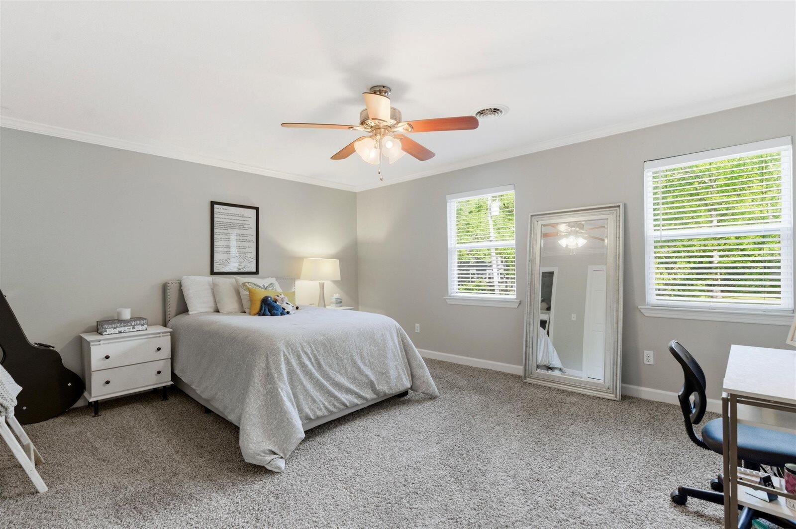 917 Shady Circle