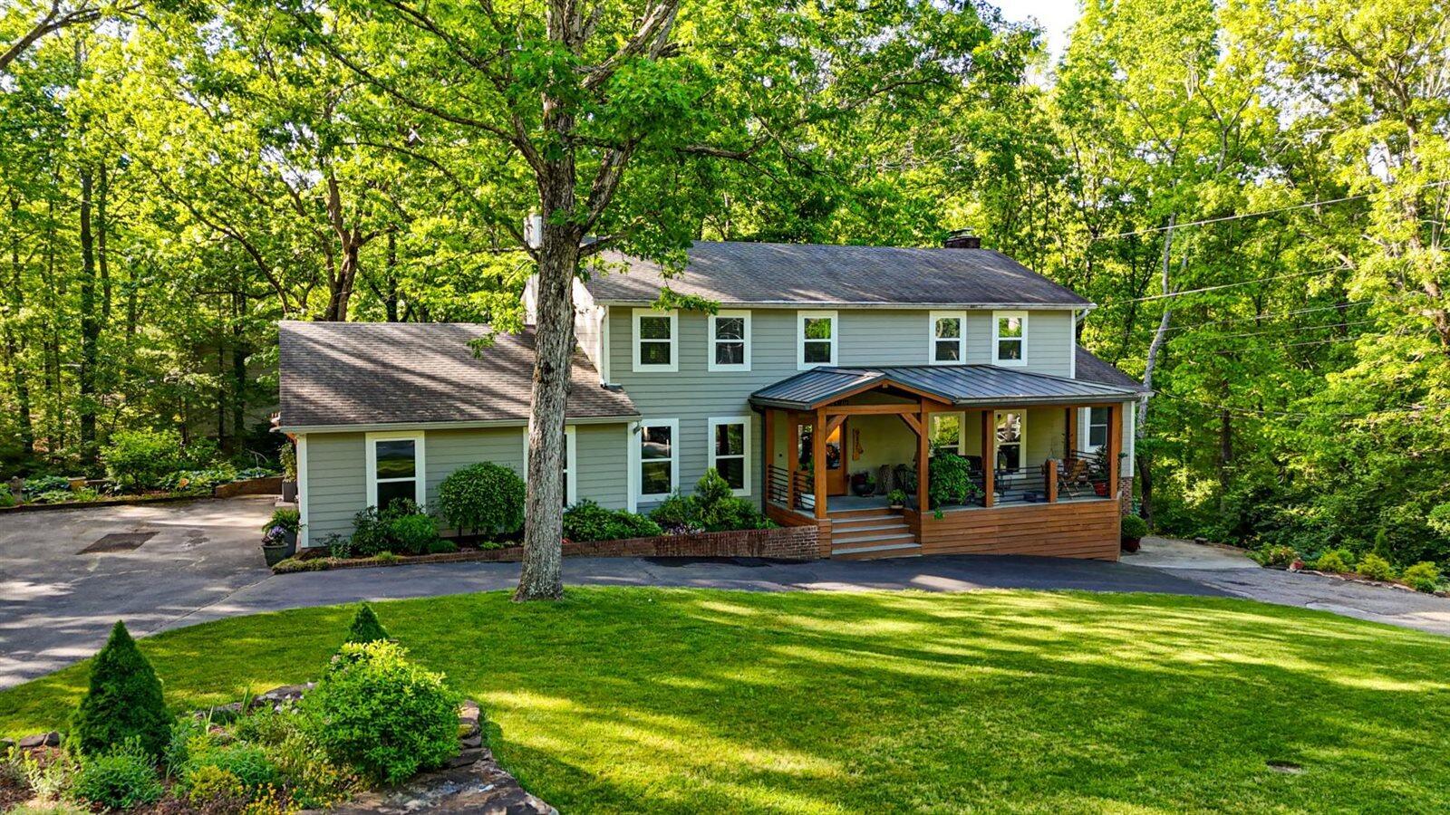917 Shady Circle