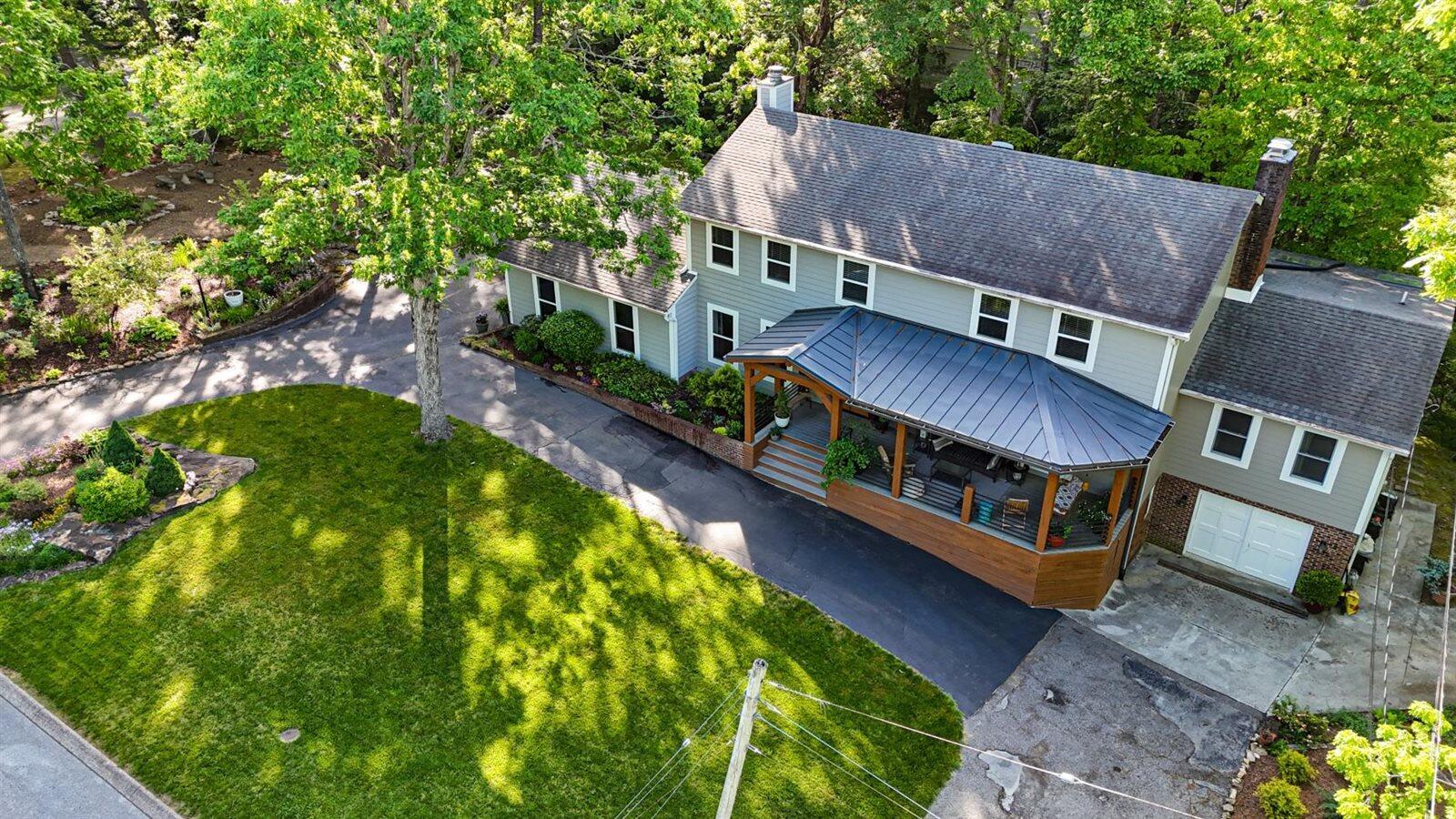 917 Shady Circle