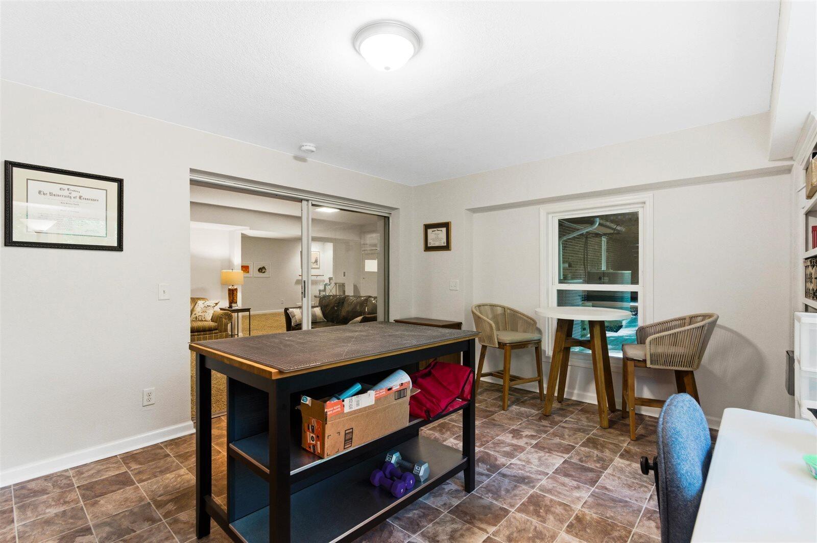 917 Shady Circle
